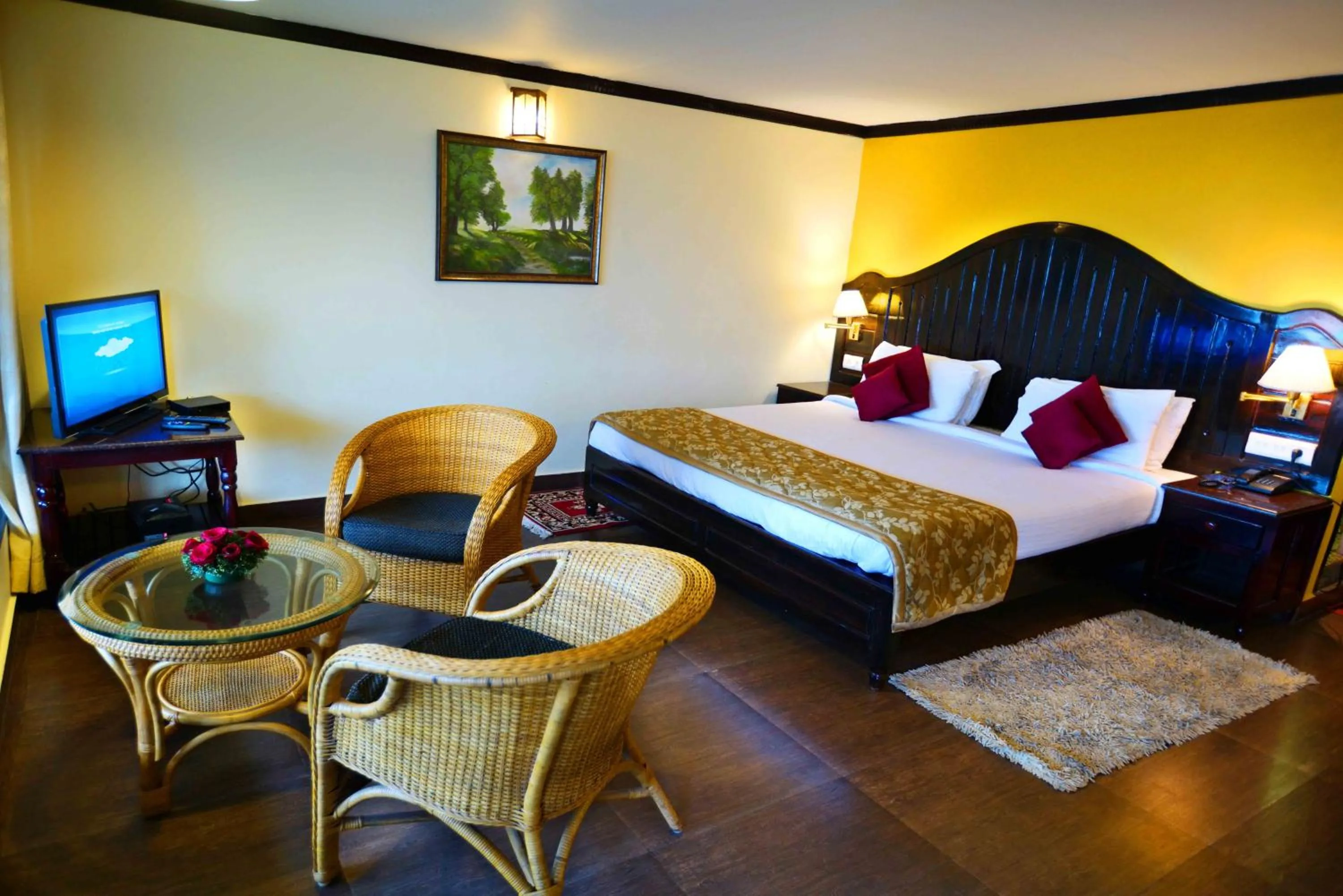 Photo of the whole room, Bed in Camelot Resort