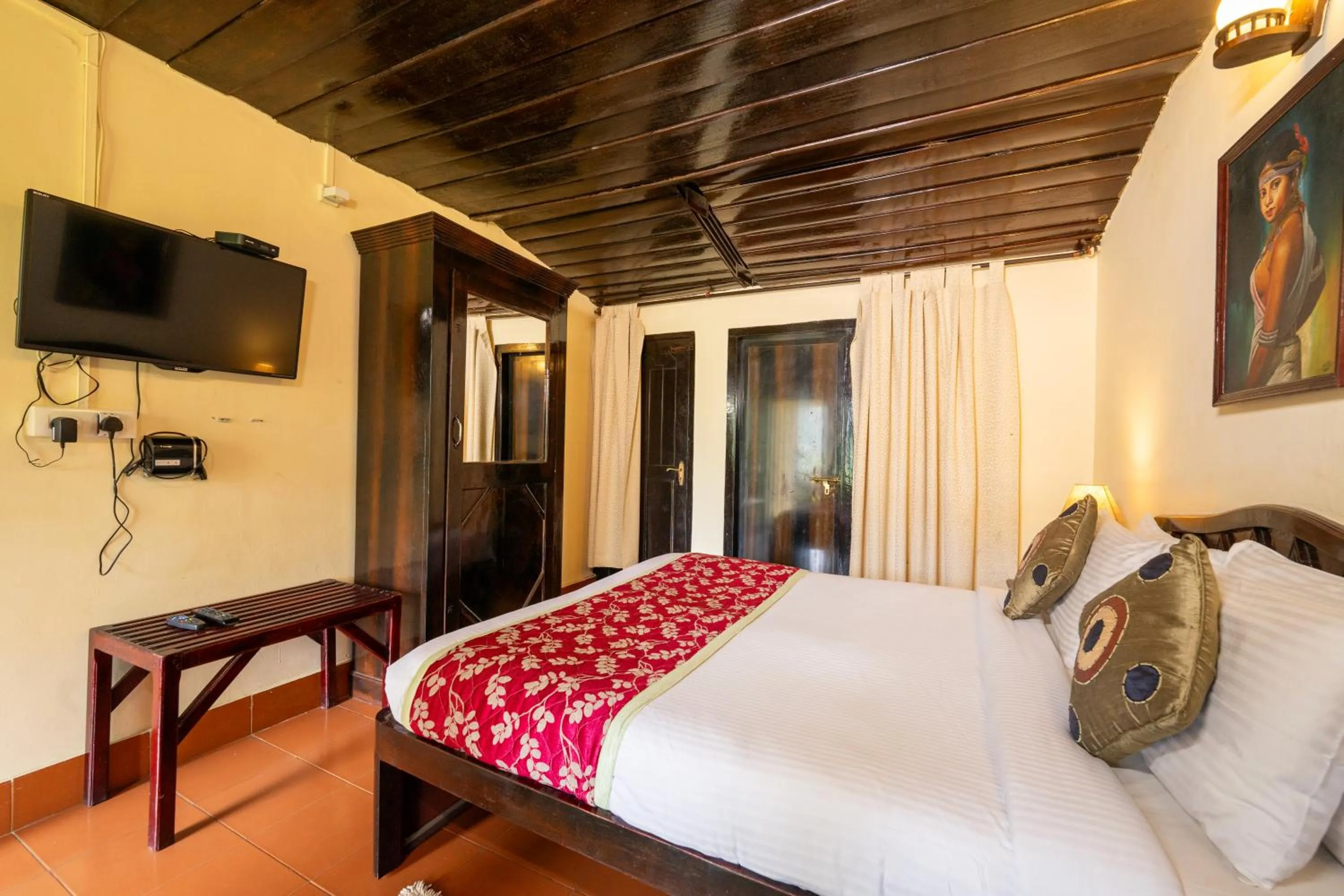 Bedroom, Bed in Camelot Resort