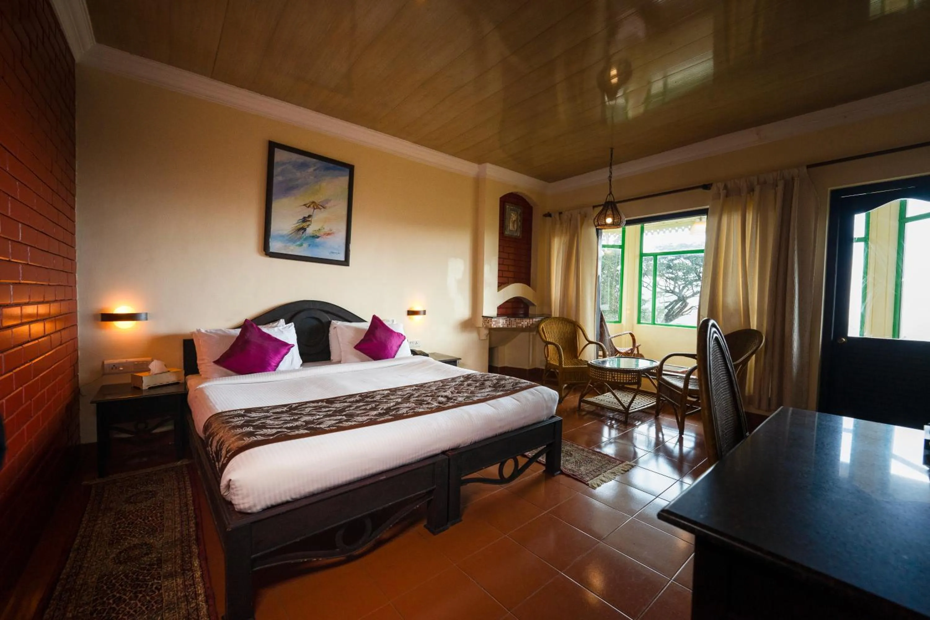 Photo of the whole room, Bed in Camelot Resort