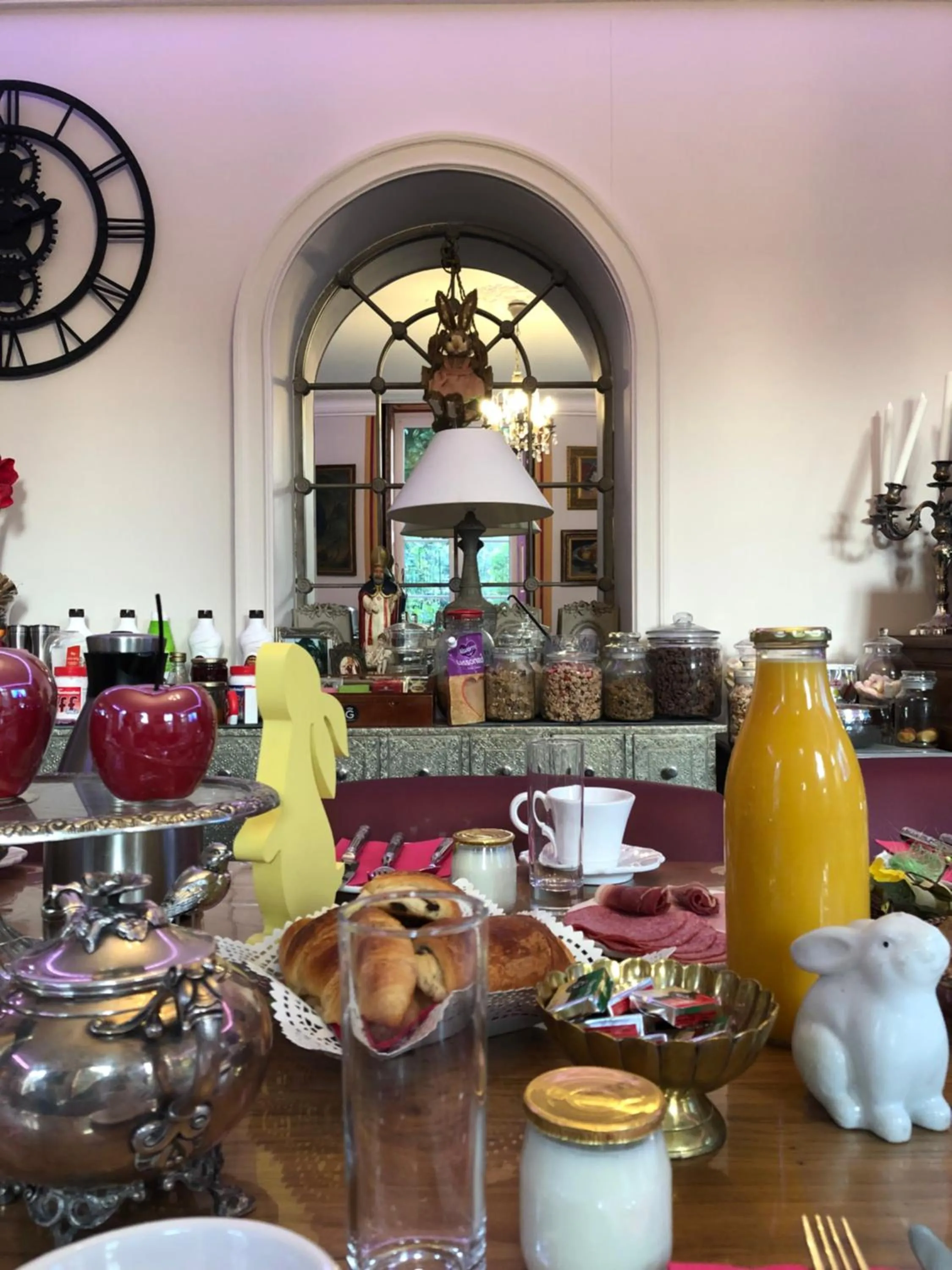 Breakfast in Aggarthi Bed and Breakfast