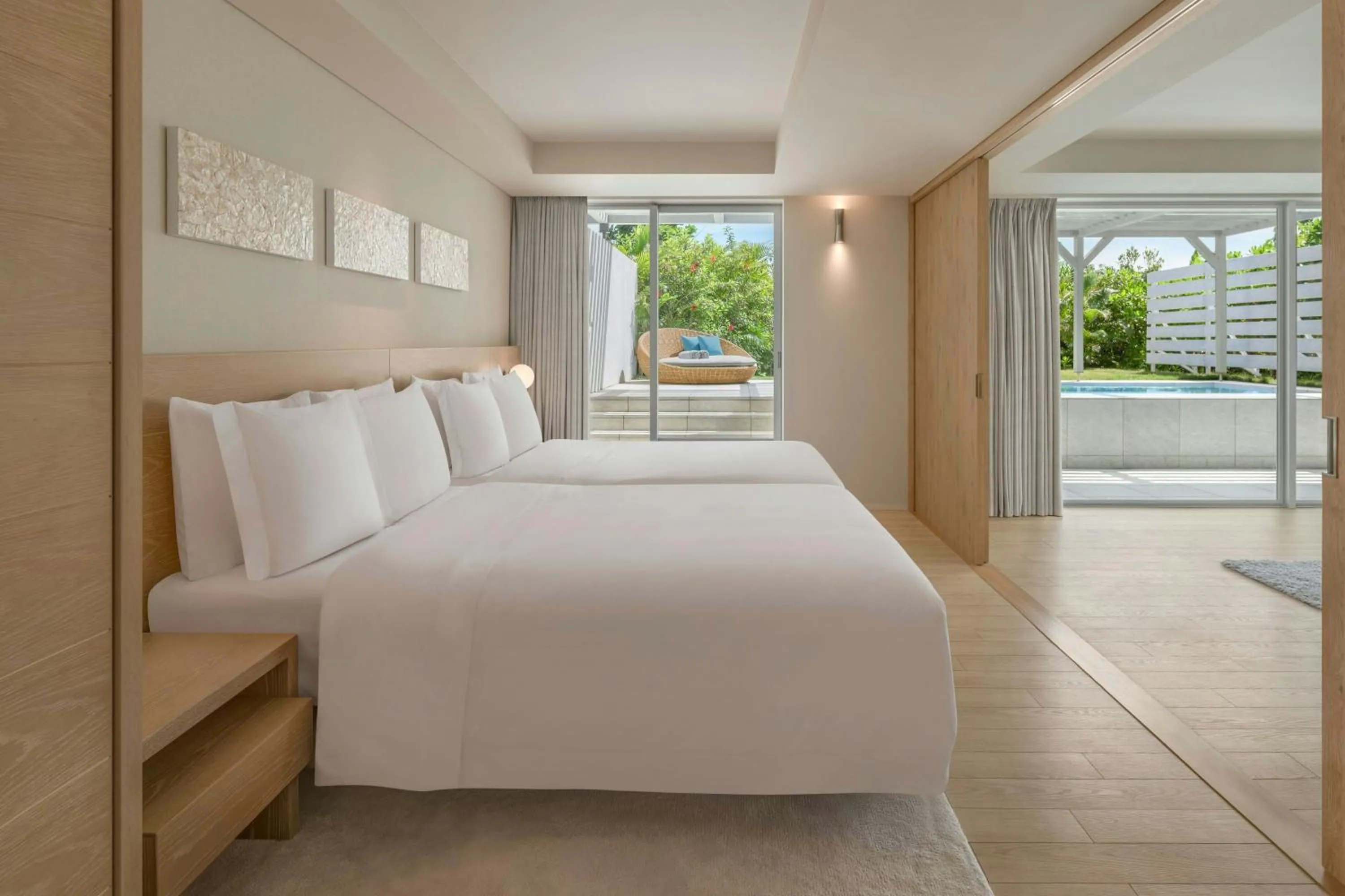Bedroom, Bed in IRAPH SUI, a Luxury Collection Hotel, Miyako Okinawa