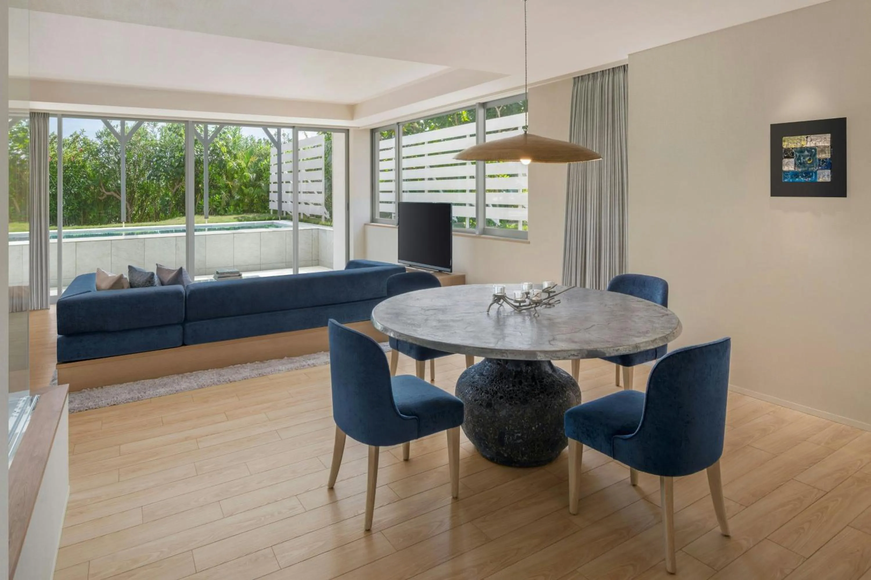 Photo of the whole room in IRAPH SUI, a Luxury Collection Hotel, Miyako Okinawa