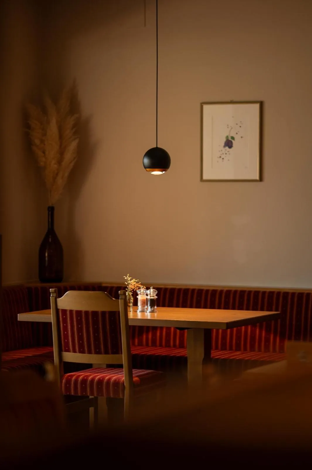 Restaurant/places to eat in Hotel Salgart