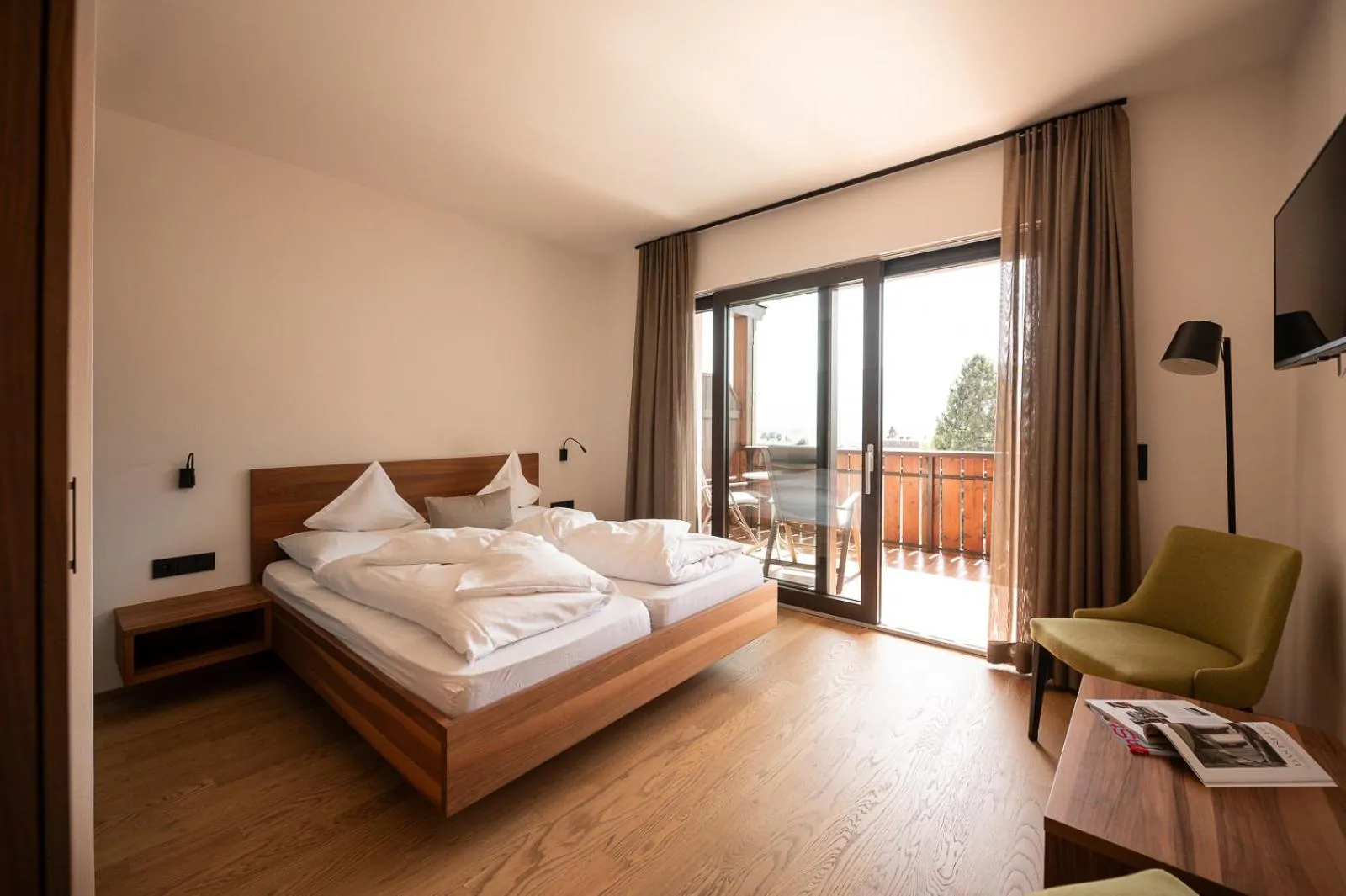 Bed in Hotel Salgart