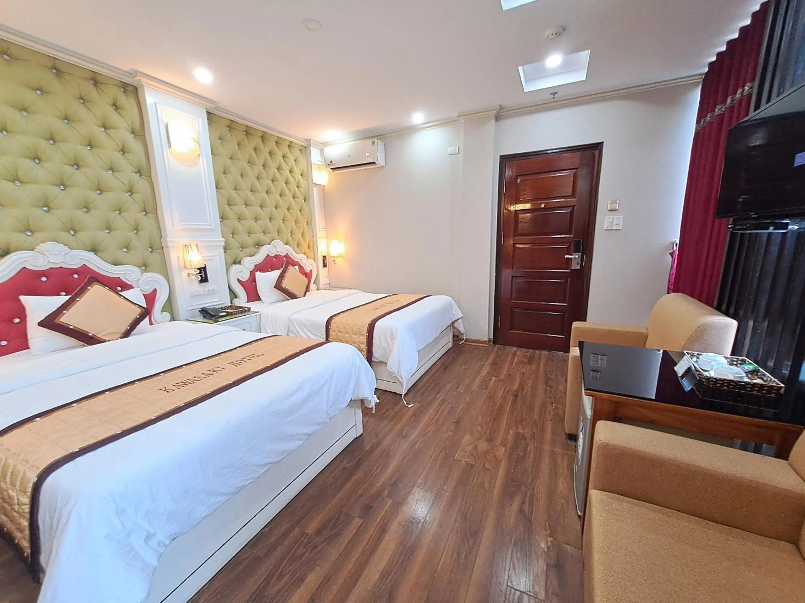 TV and multimedia, Bed in Kawasaki Noi Bai Airport Hotel