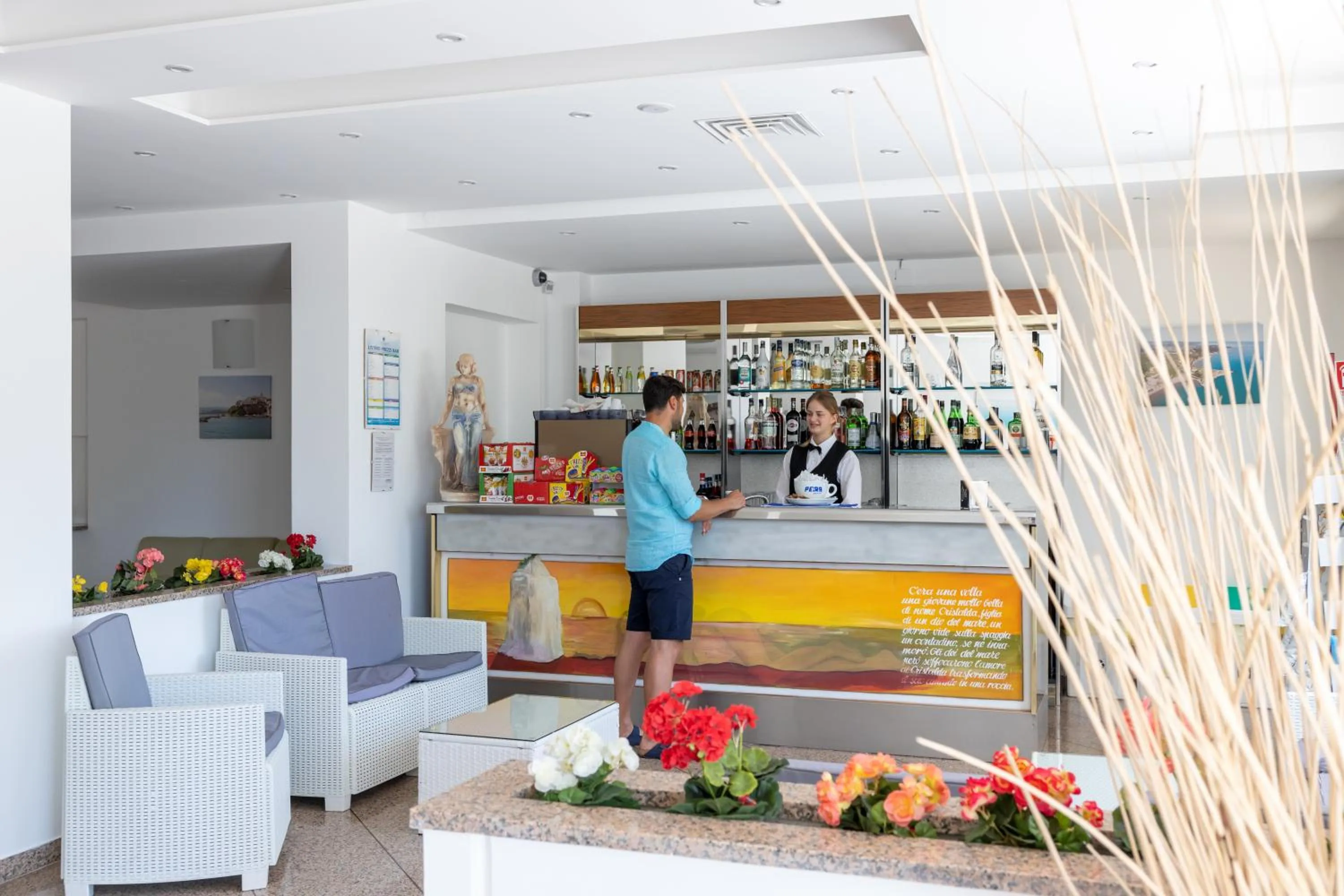 Restaurant/places to eat in Hotel Cristalda