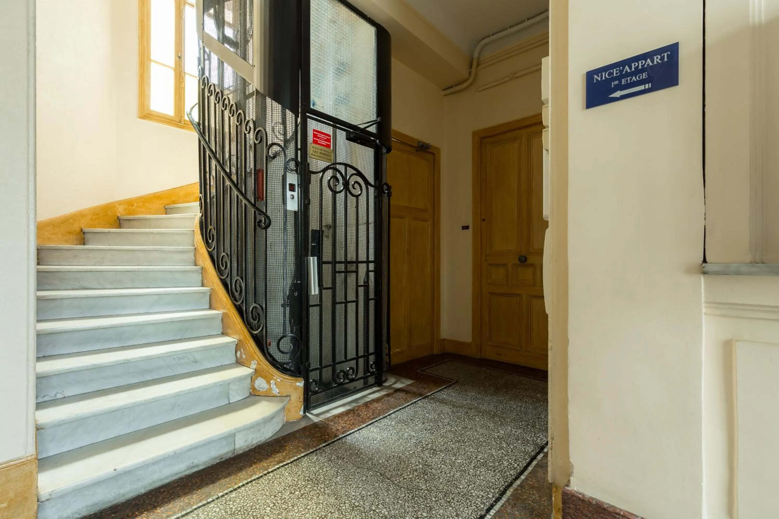 Floor plan in Nice Appart