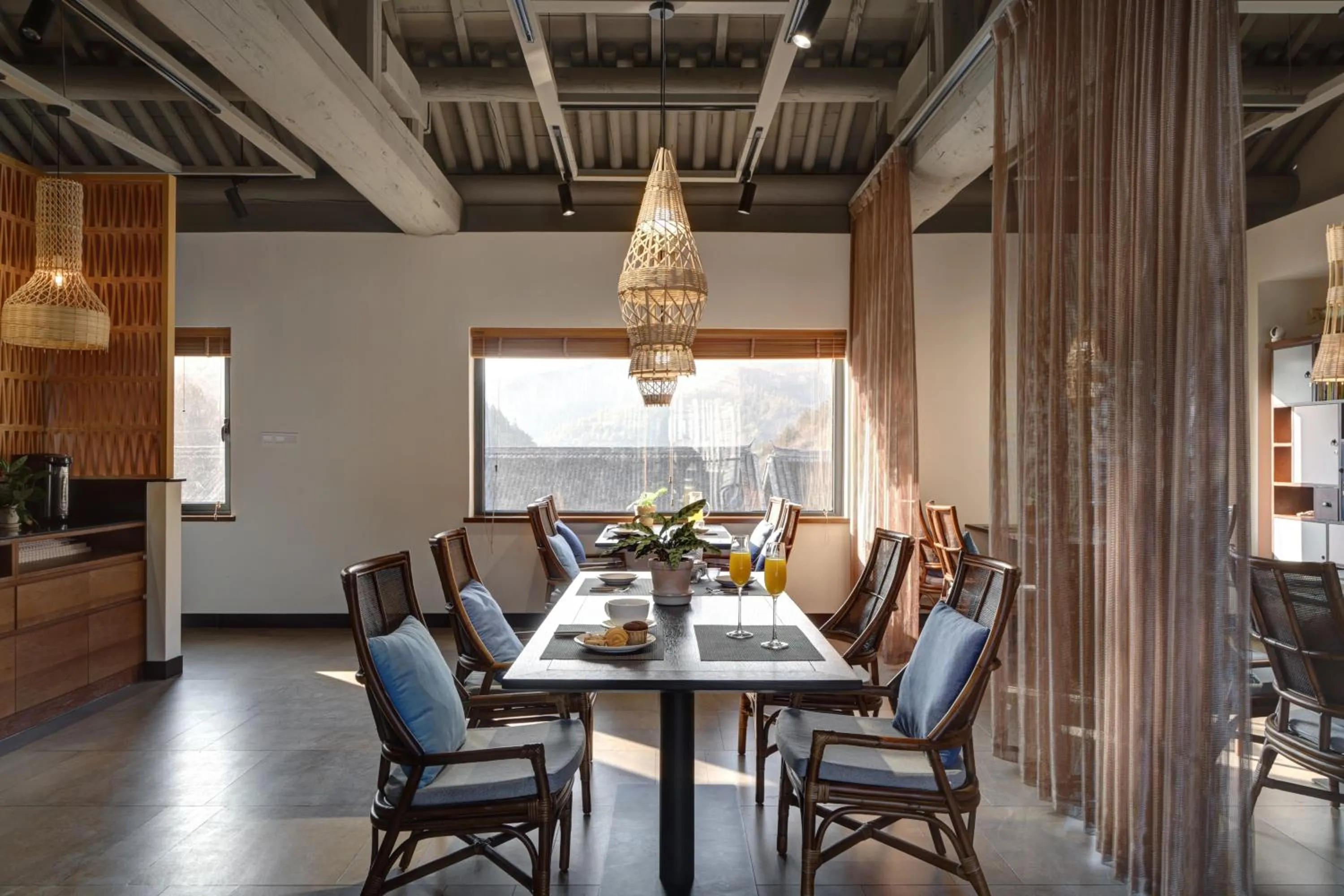 Dining area in Vangen Hotel