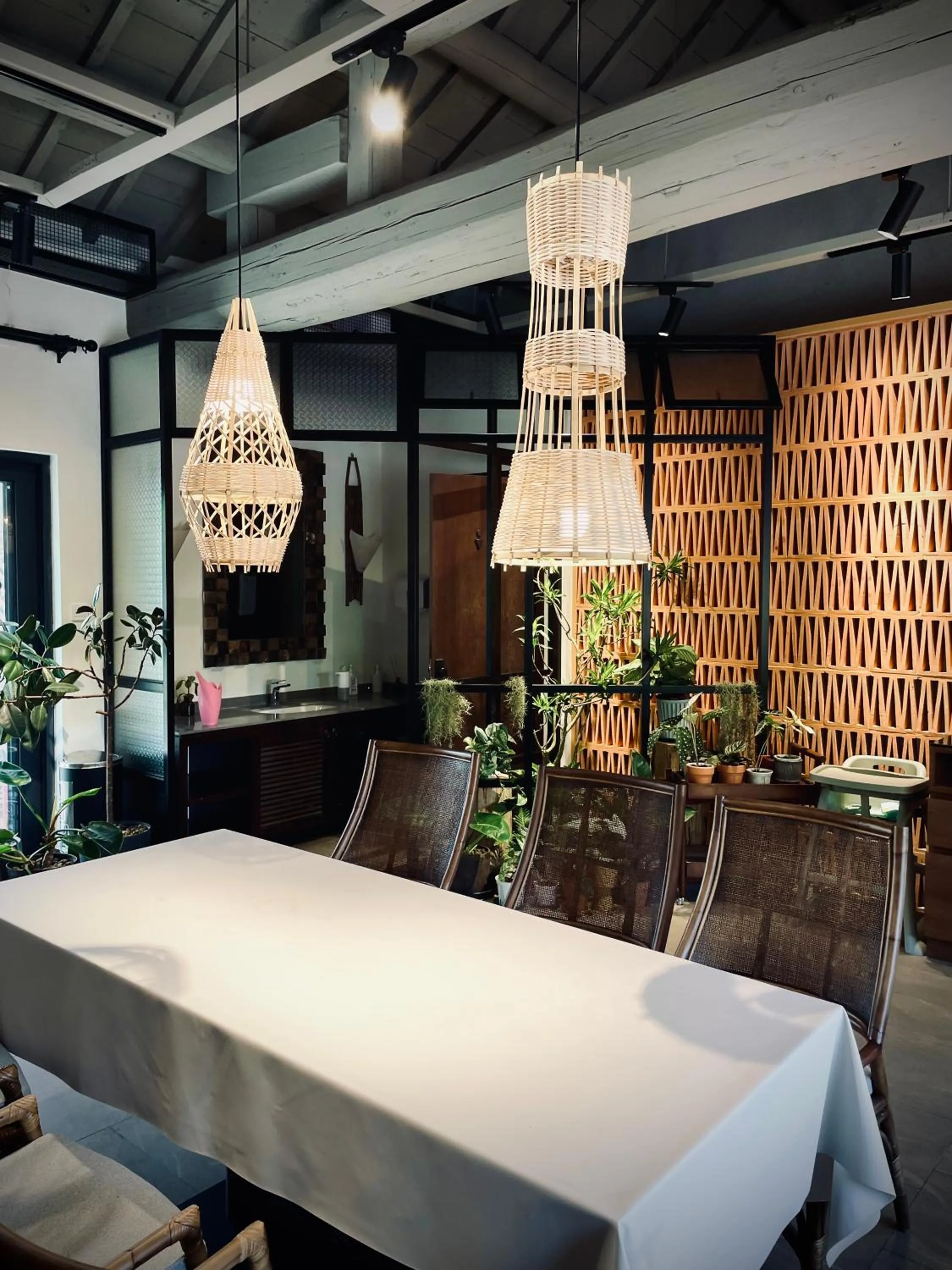 Restaurant/places to eat in Vangen Hotel