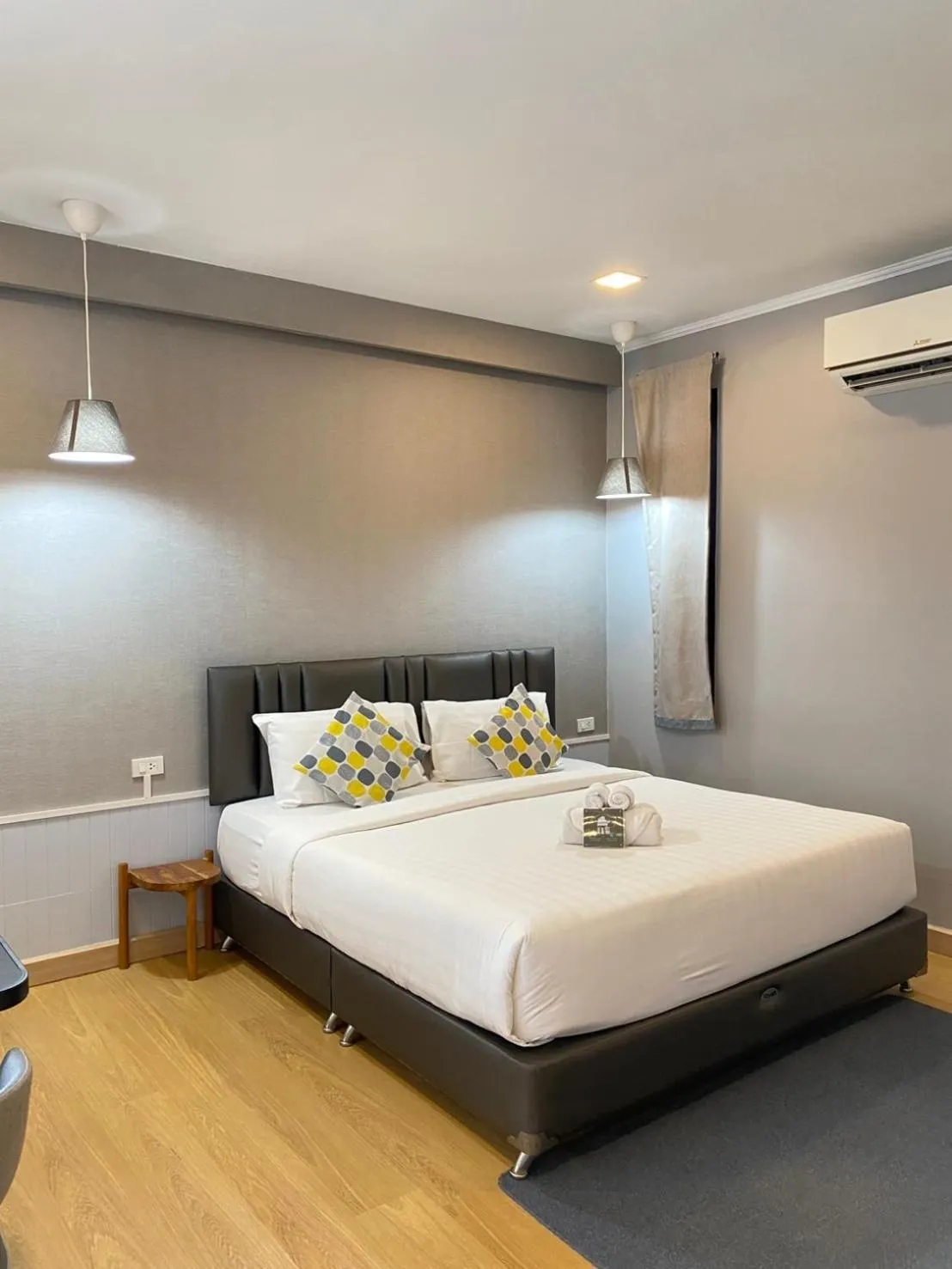 Photo of the whole room, Bed in La Riva Boutique Hotel