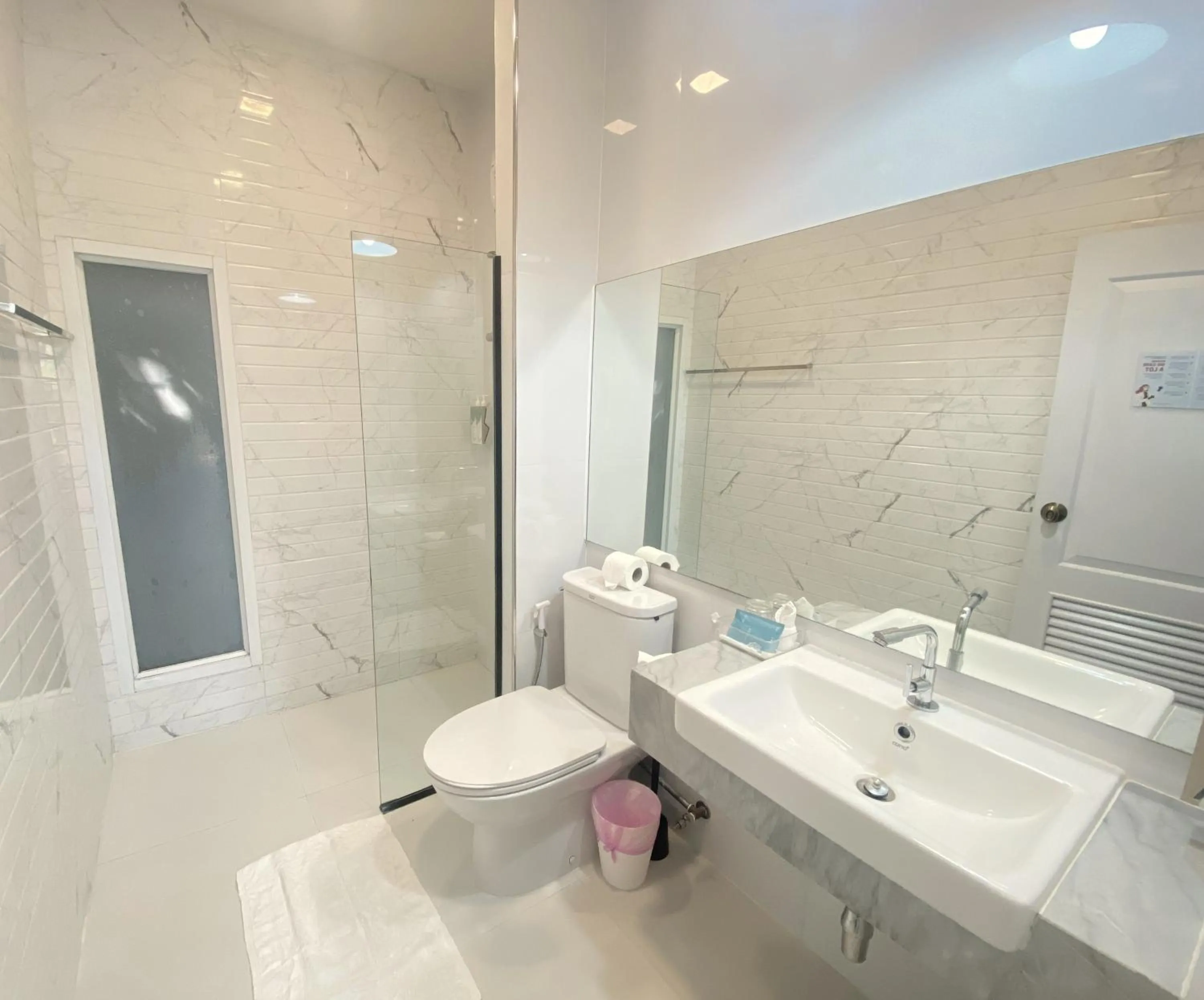 Toilet in La Riva Boutique Hotel