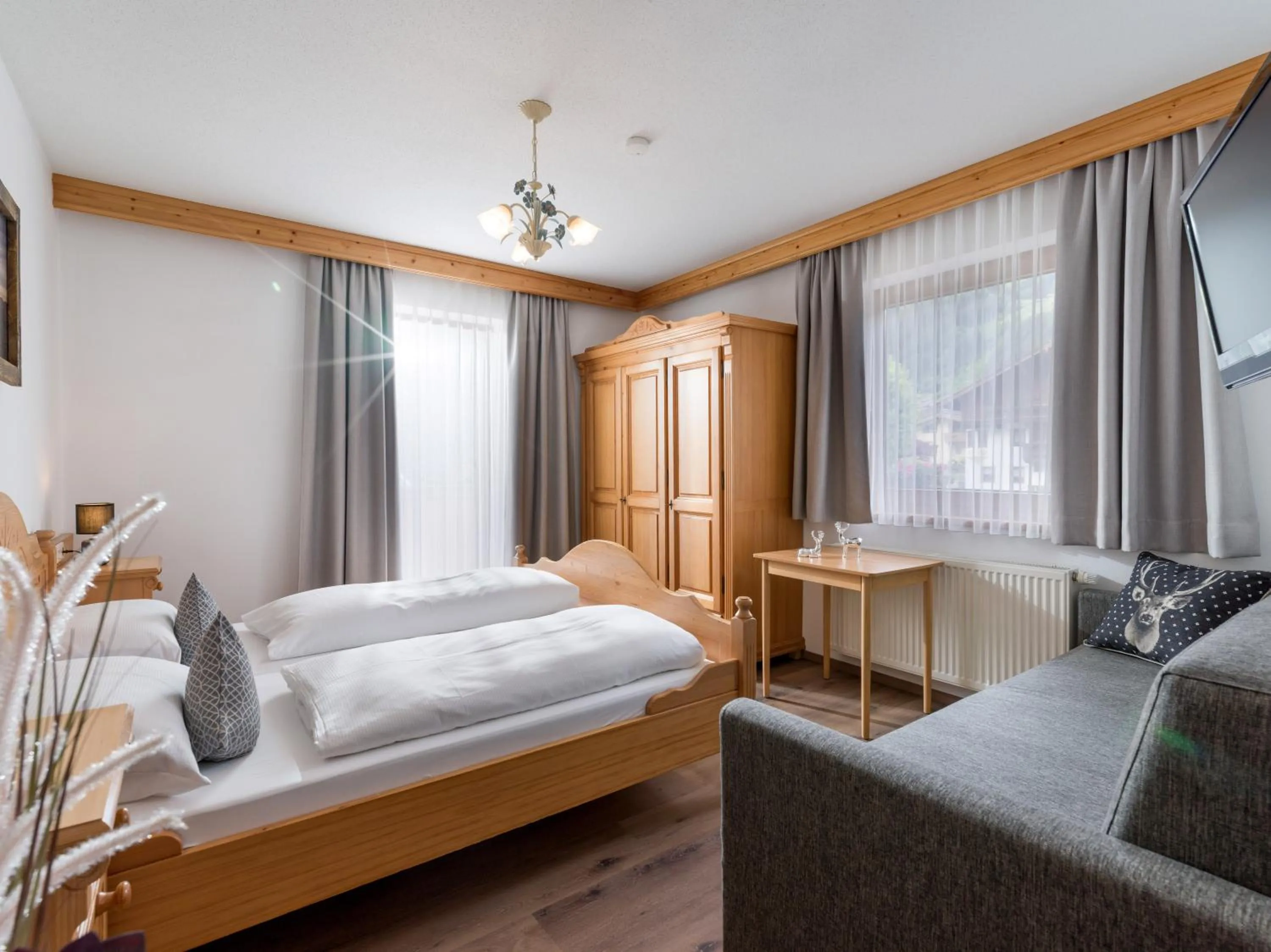 Bed in Landhaus Alpenherz