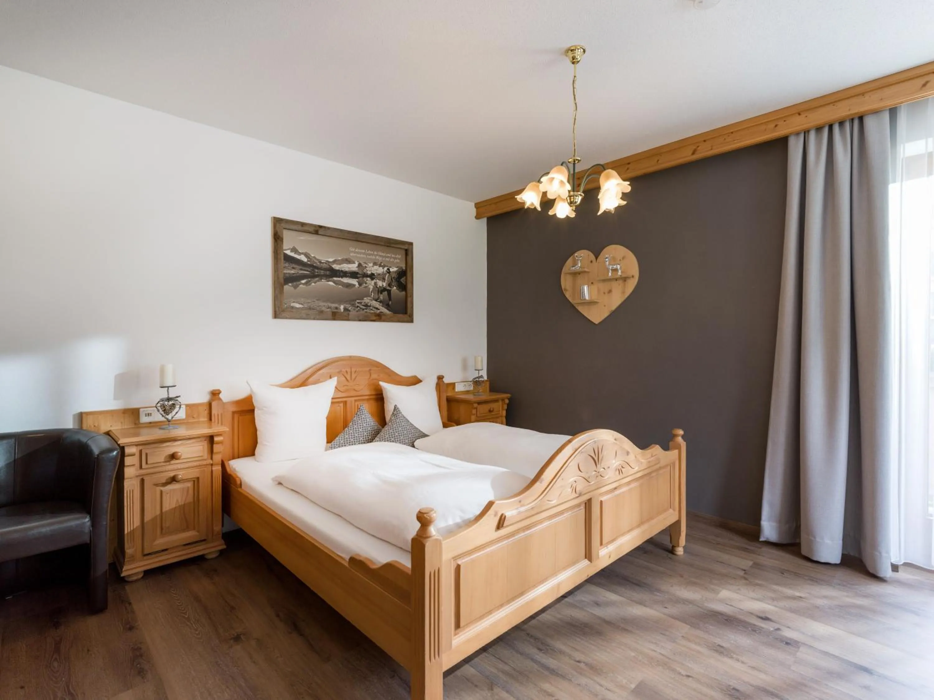 Bed in Landhaus Alpenherz