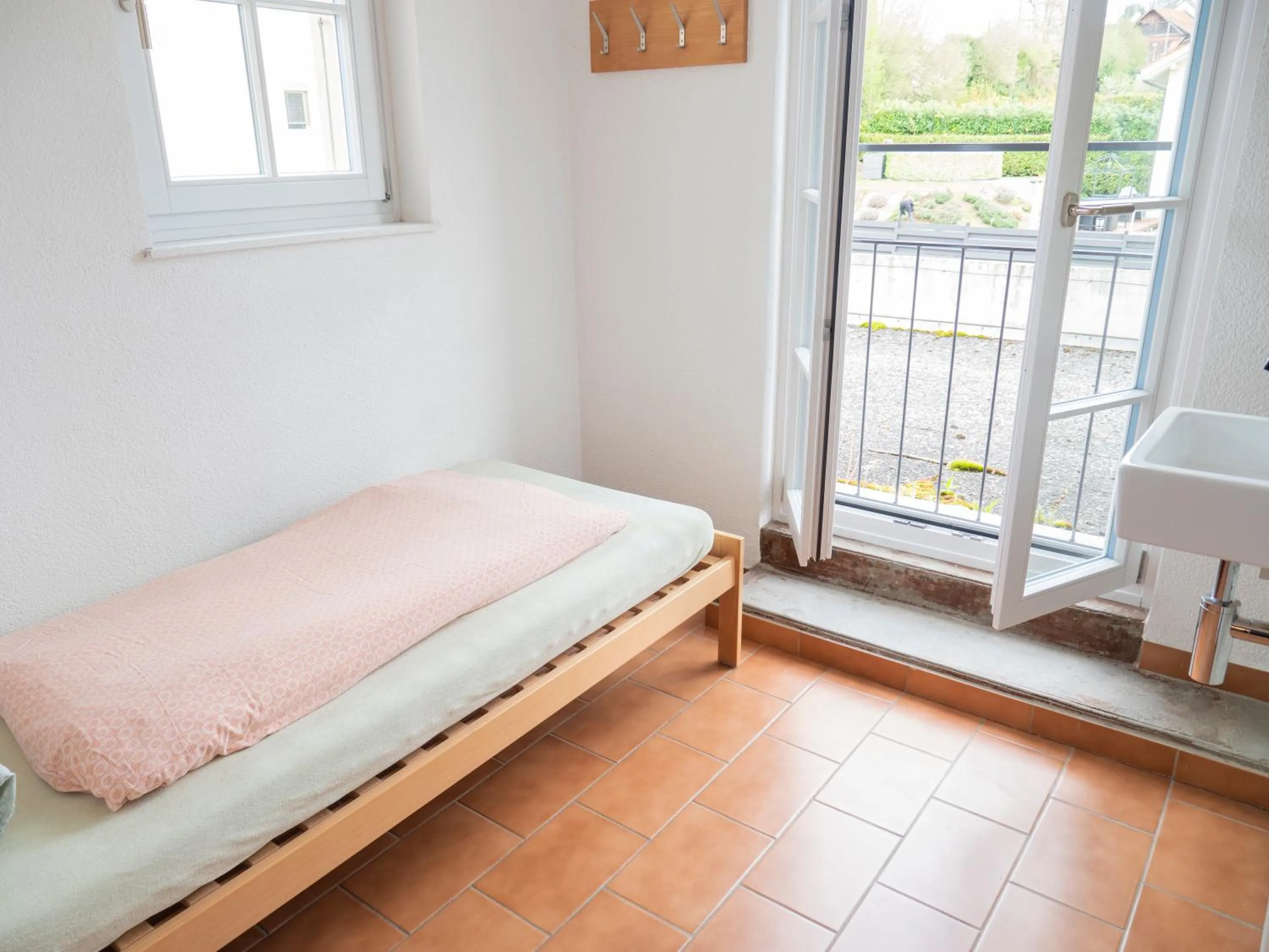 Bedroom, Bed in Avenches Youth Hostel