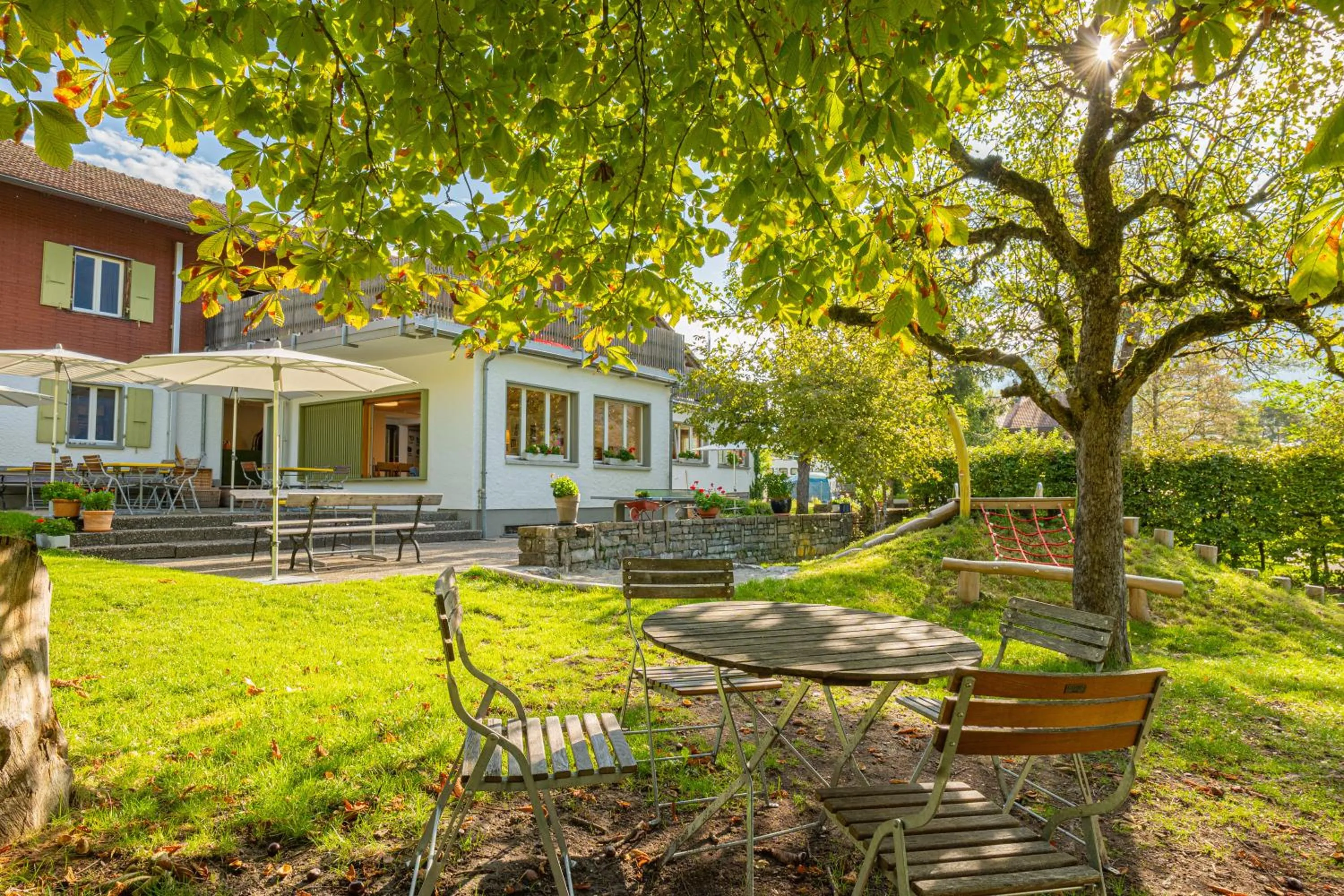 Property building in Brienz Youth Hostel
