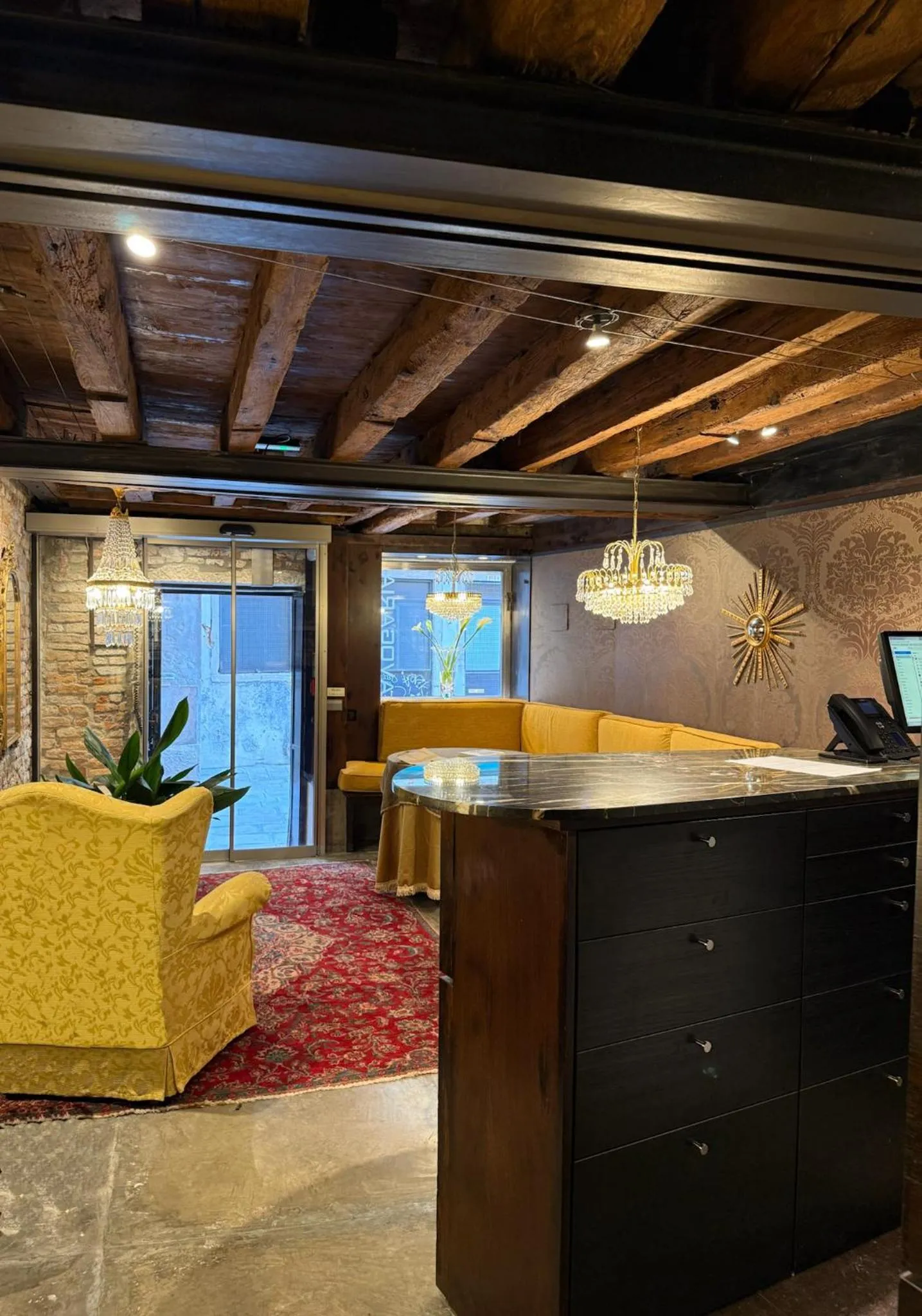 Lobby or reception in Avogaria 5 Rooms