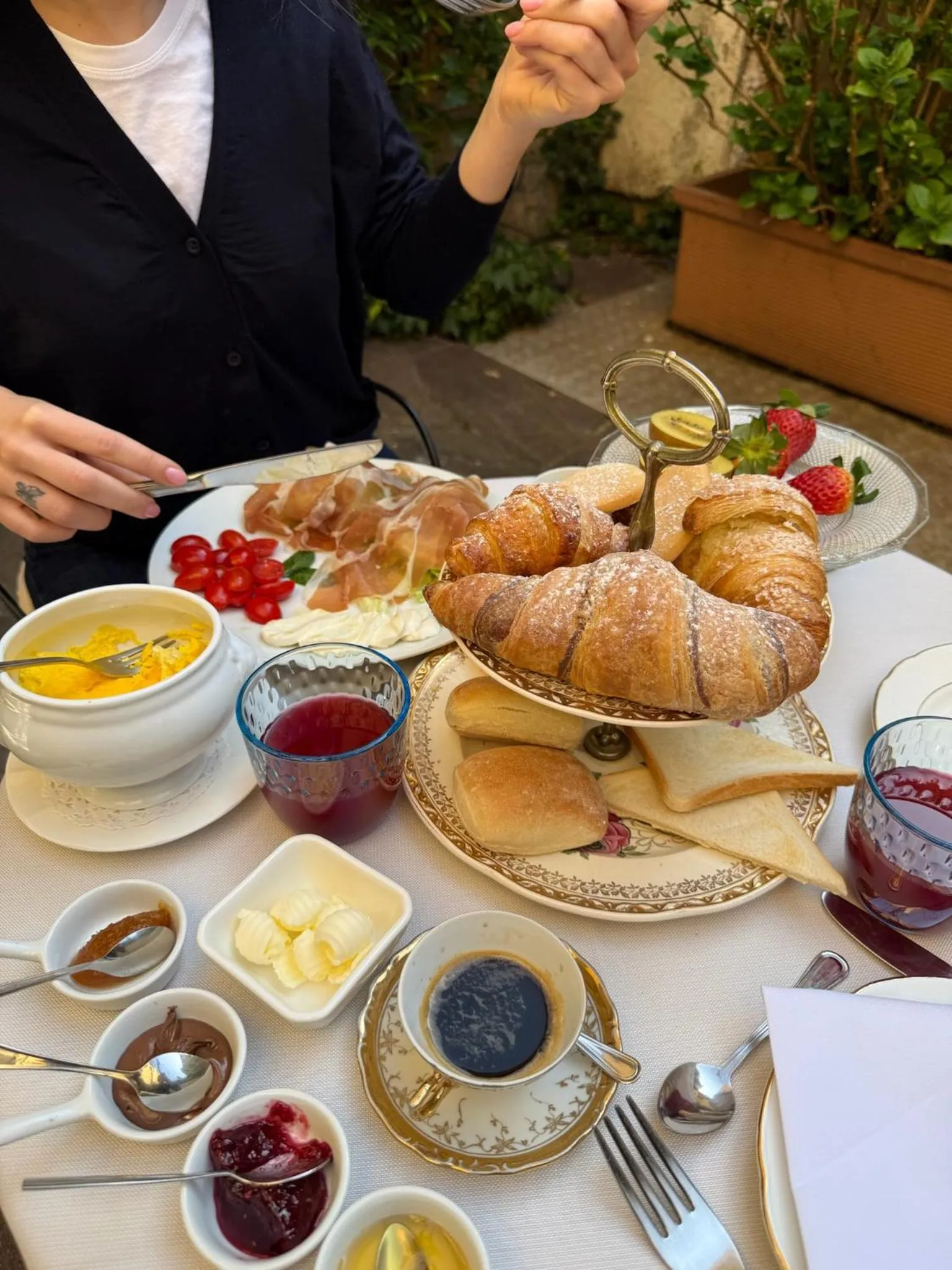 Breakfast in Avogaria 5 Rooms