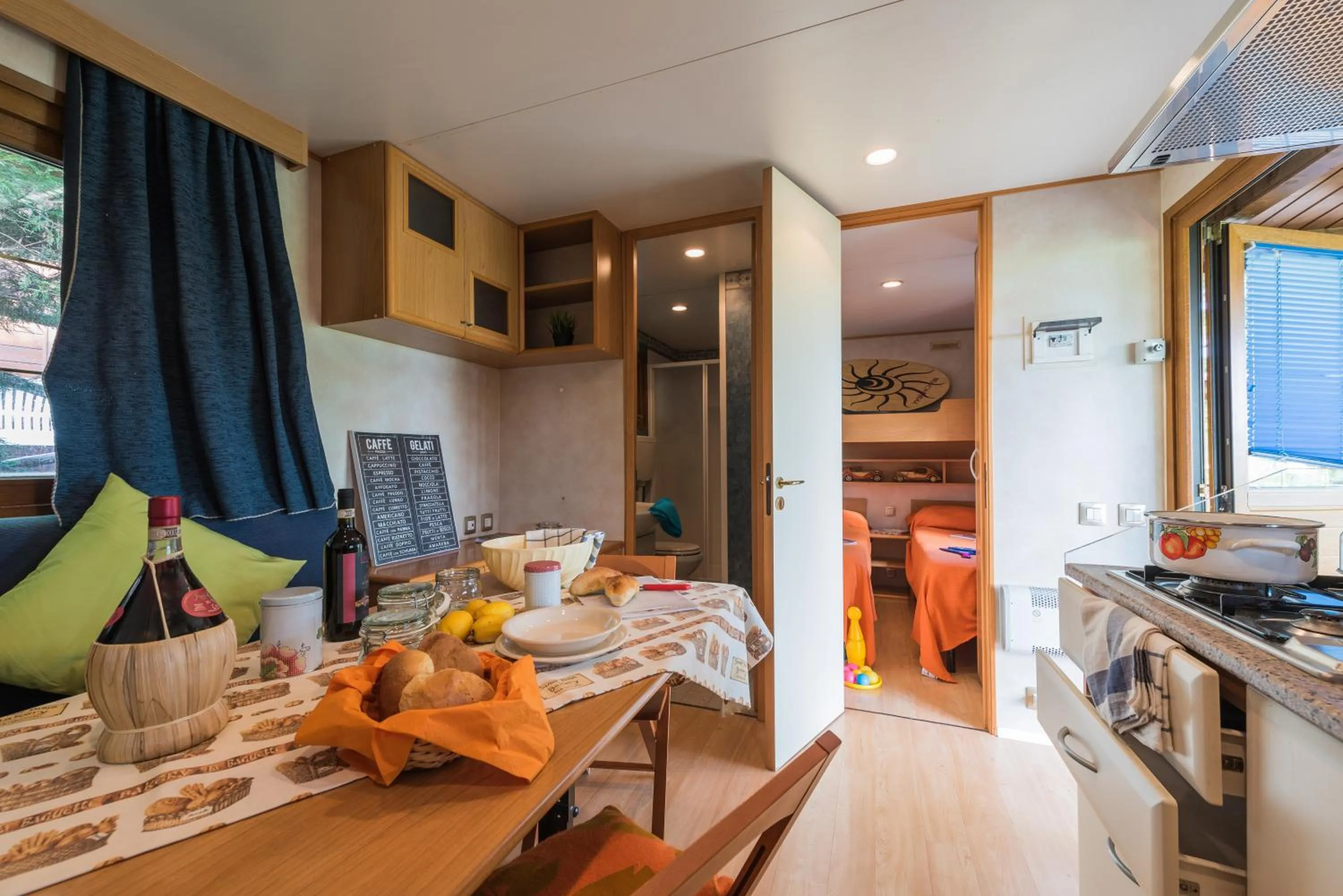 Kitchen or kitchenette in Camping Village Il Poggetto
