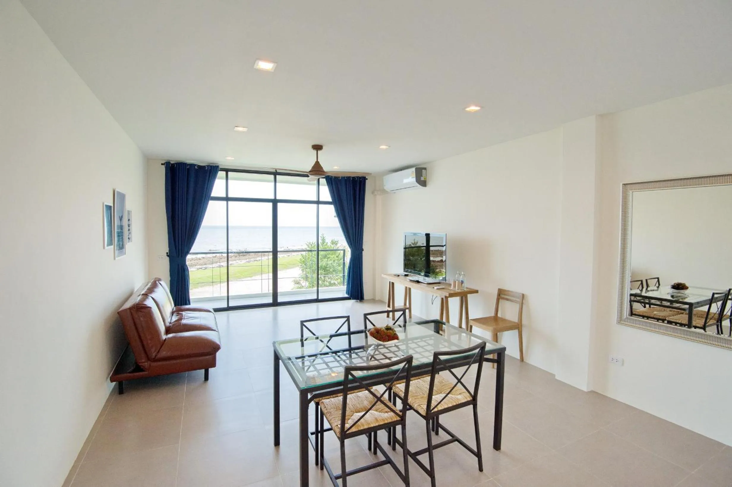 Seating area in The Beach Resort & Residence - SHA Plus