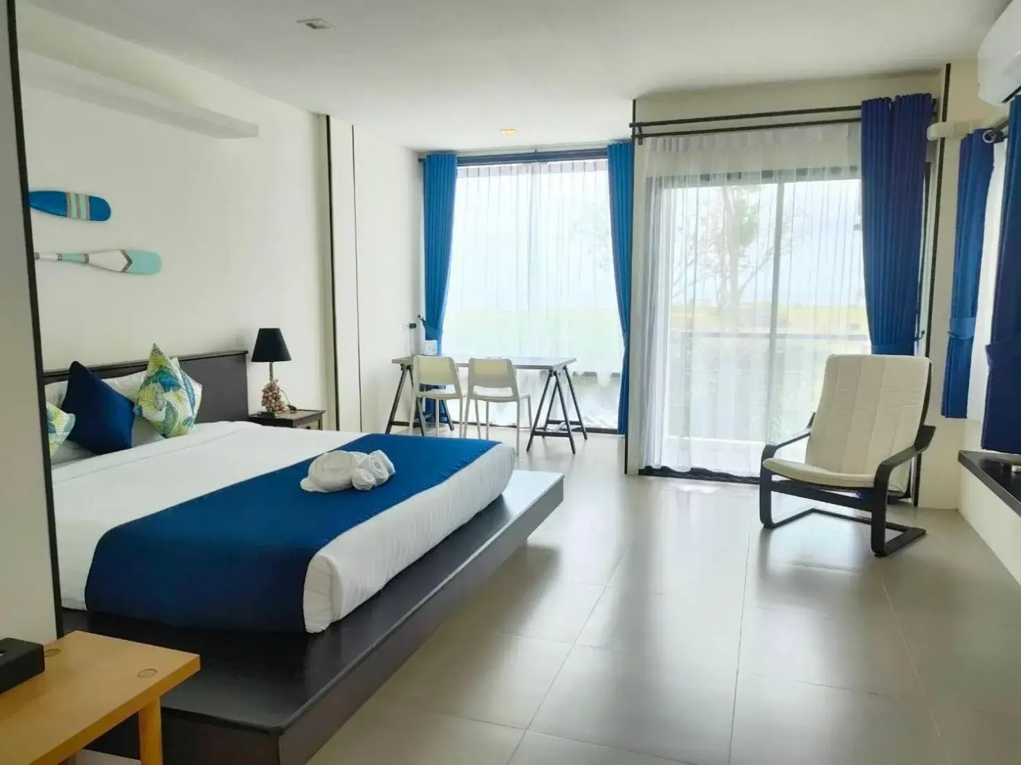 Deluxe Double Room with Sea View in The Beach Resort & Residence - SHA Plus Deluxe Double Room with Sea View in The Beach Resort & Residence - SHA Plus