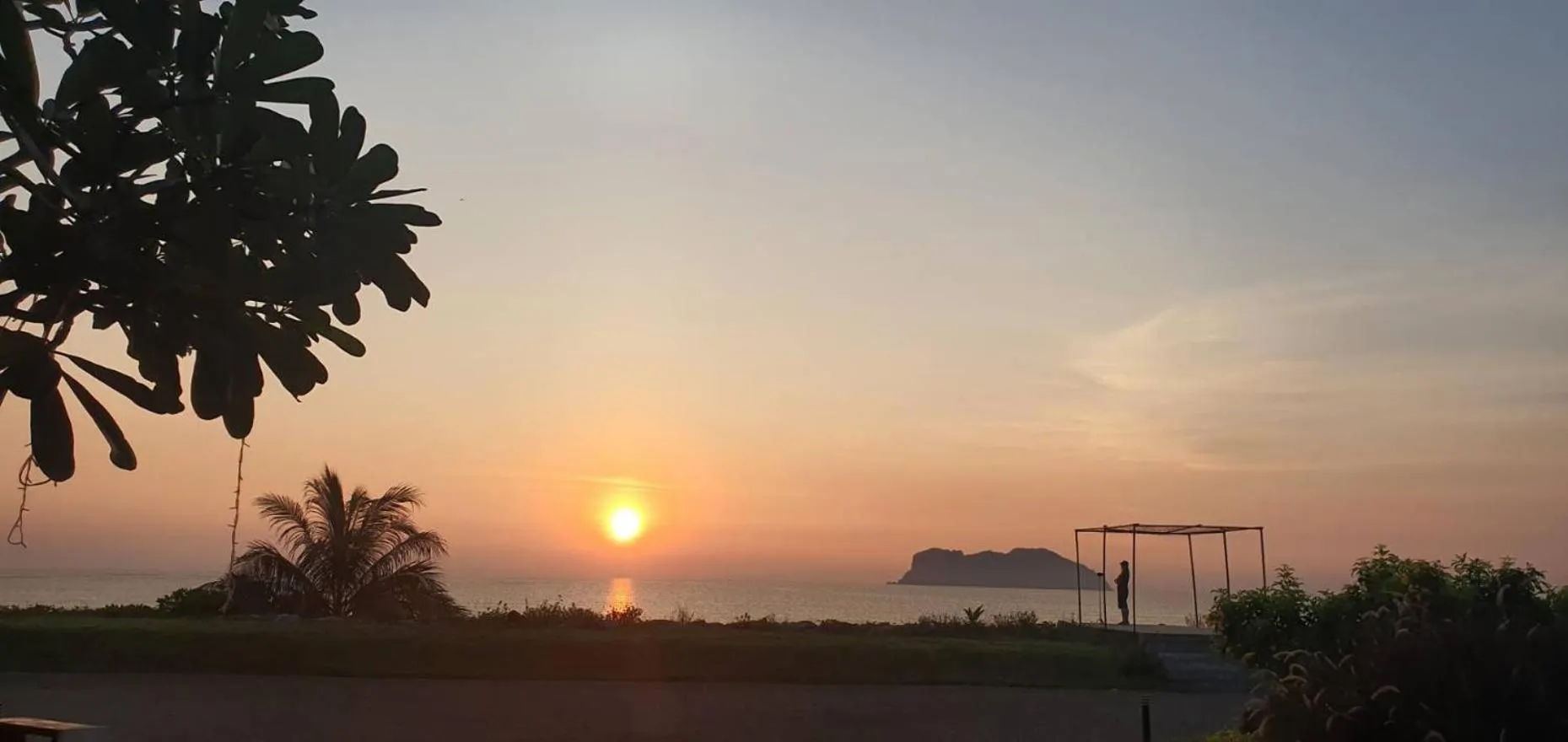 The Beach Resort & Residence - SHA Plus