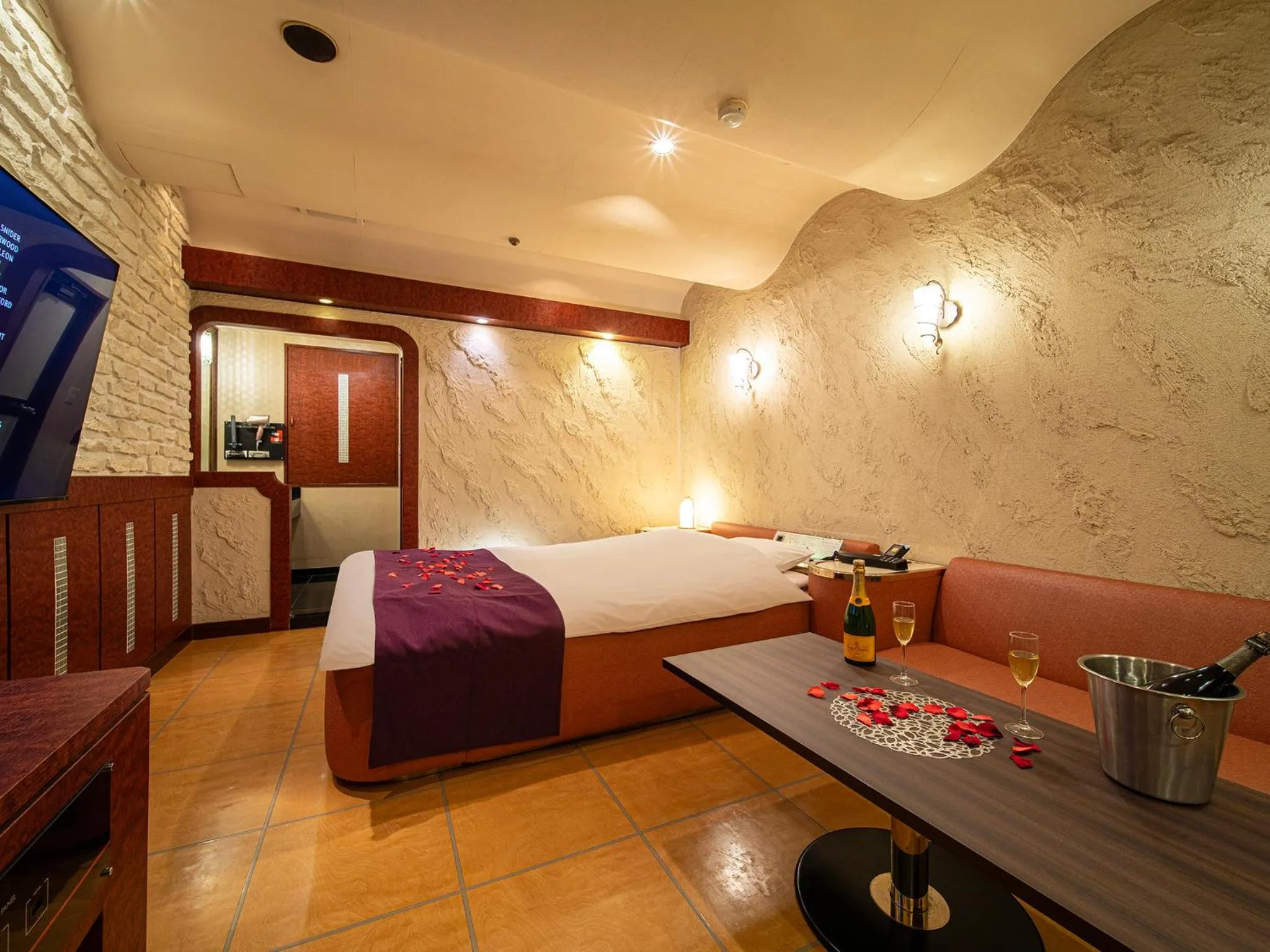 Photo of the whole room, Bed in Hotel Metro (Adult Only)