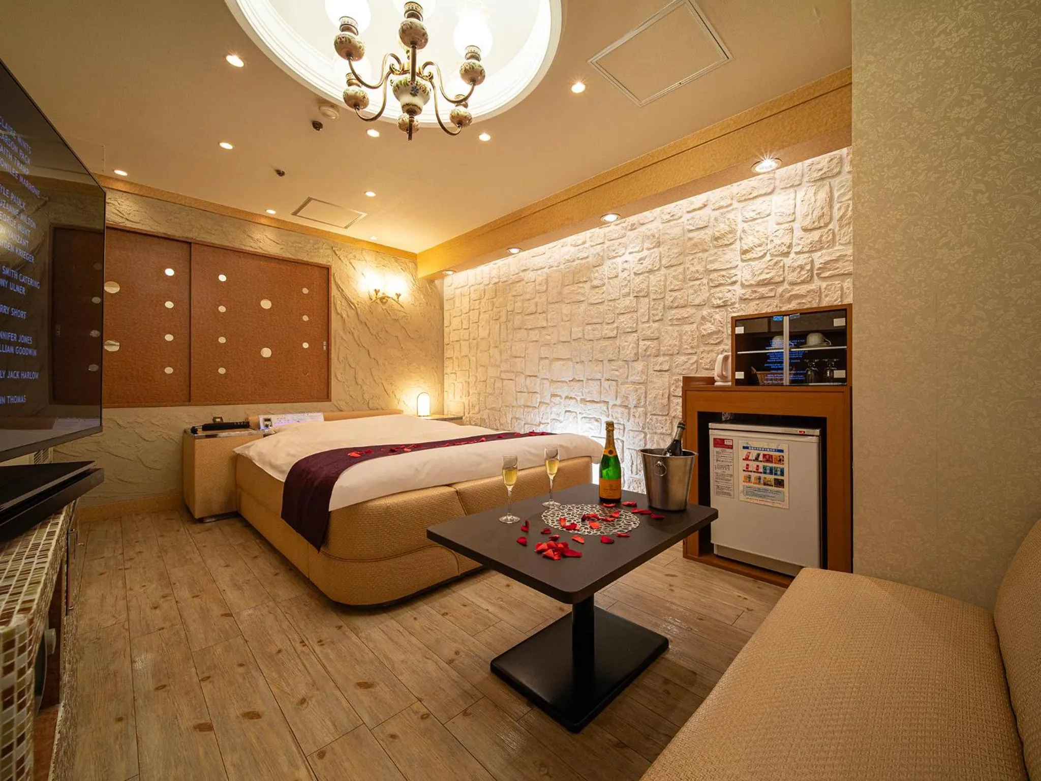 Photo of the whole room, Bed in Hotel Metro (Adult Only)