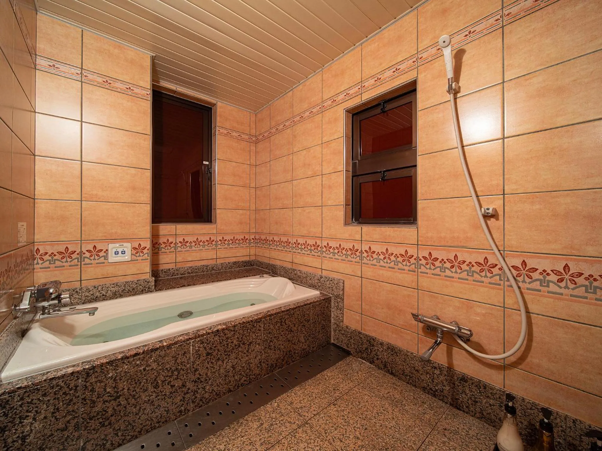 Bathroom in Hotel Metro (Adult Only)