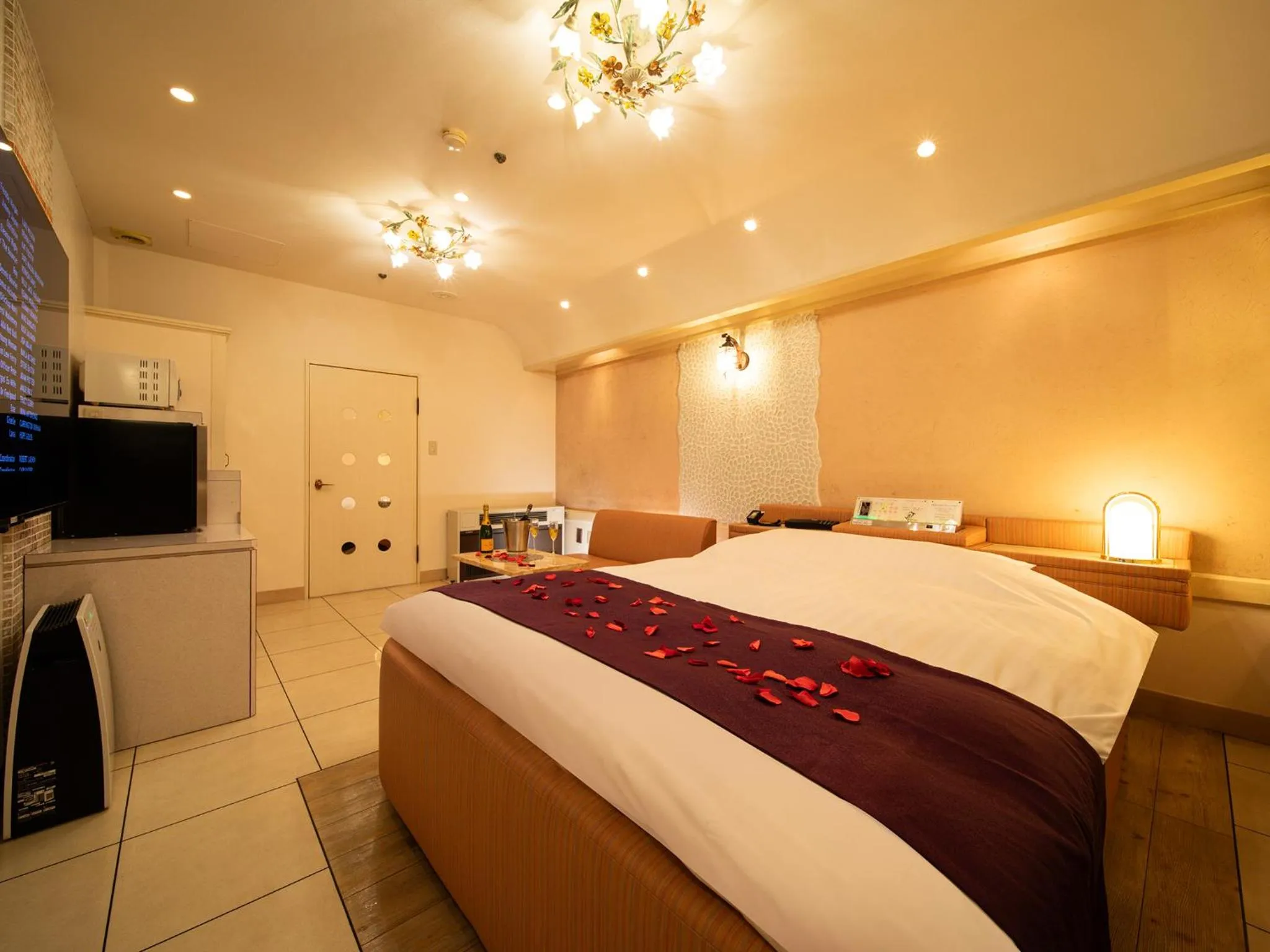 Photo of the whole room, Bed in Hotel Metro (Adult Only)