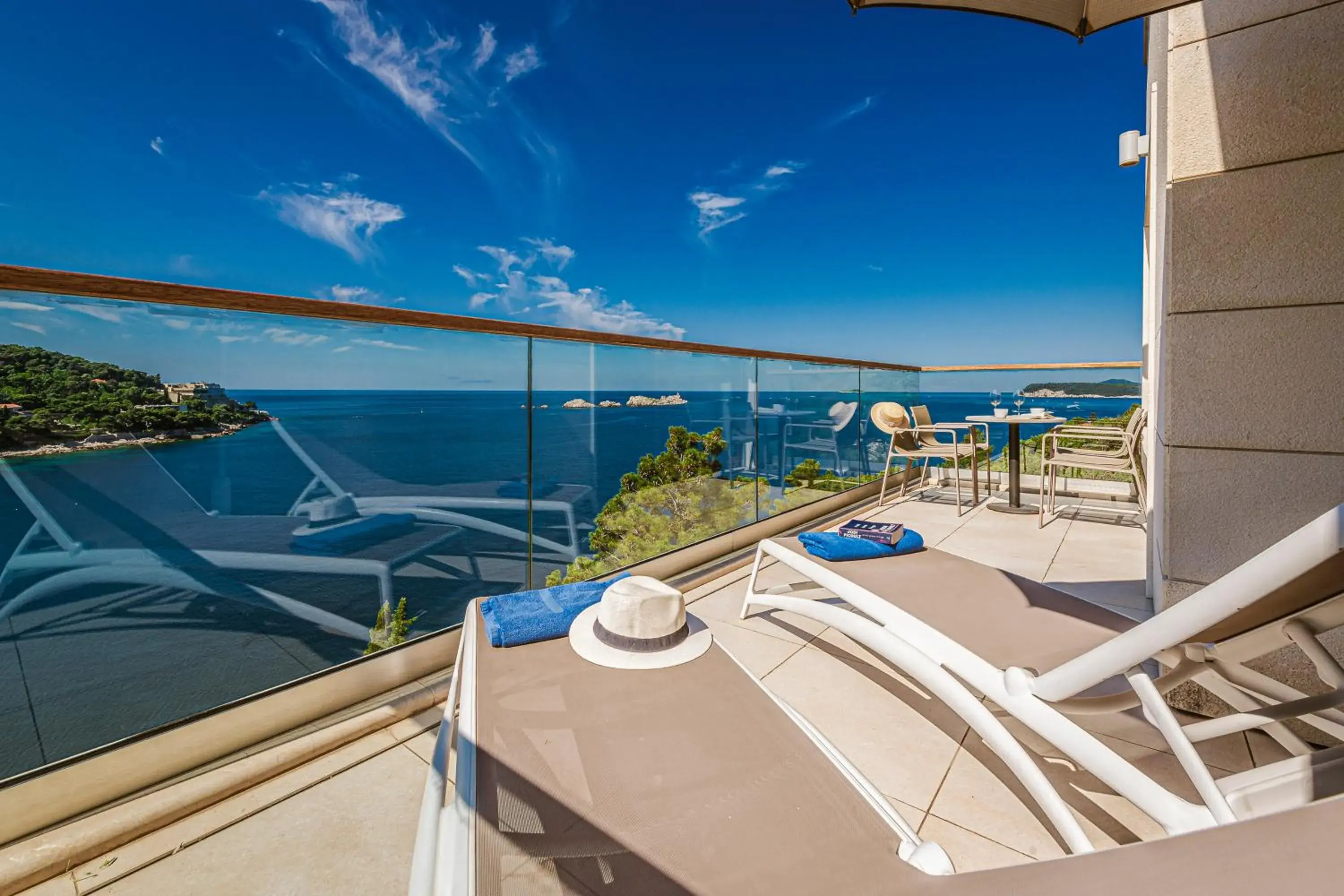 One-Bedroom Apartment with Sea View in Villa Malo More One-Bedroom Apartment with Sea View in Villa Malo More