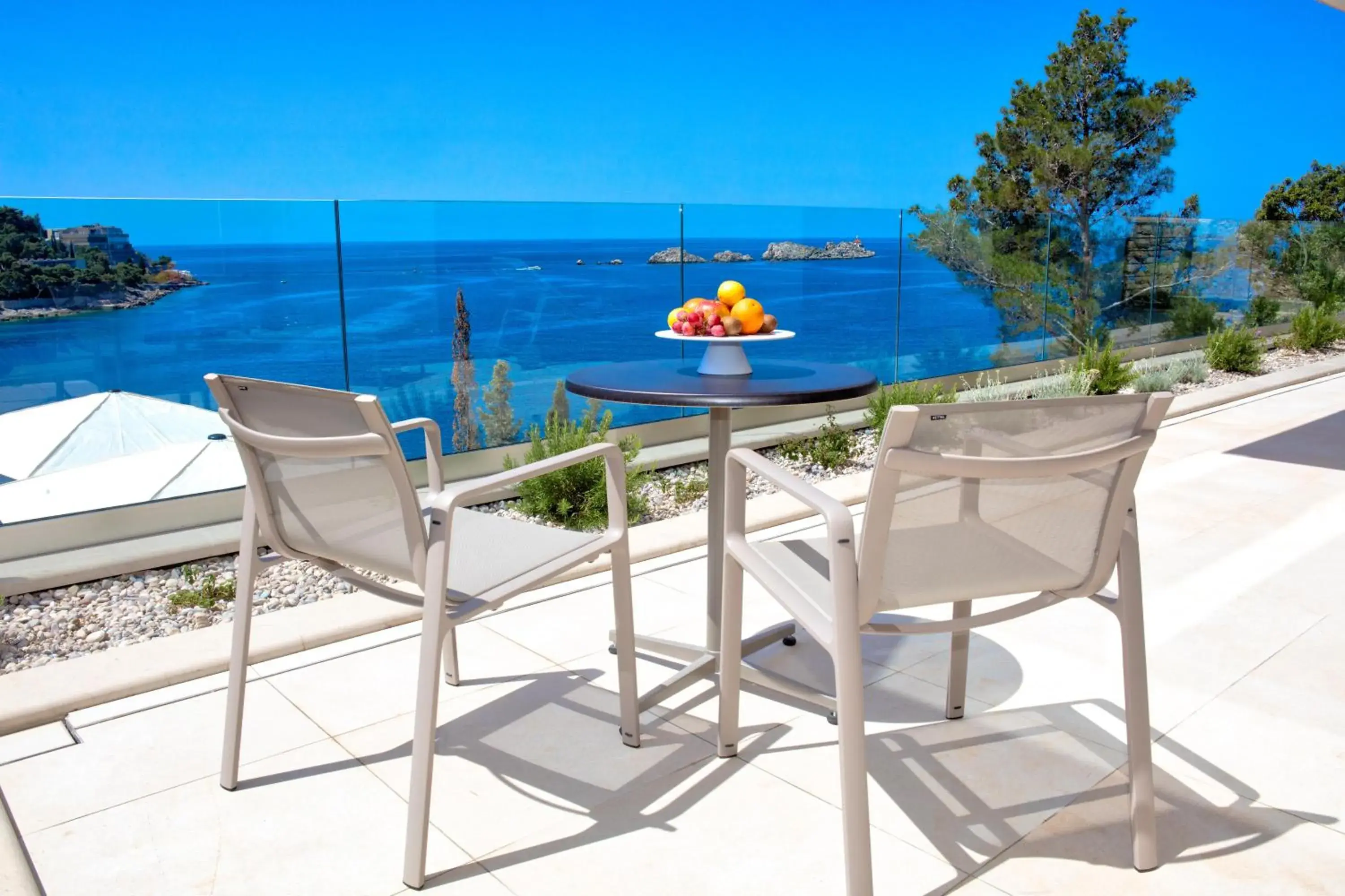 Two-Bedroom Apartment with Sea View in Villa Malo More Two-Bedroom Apartment with Sea View in Villa Malo More