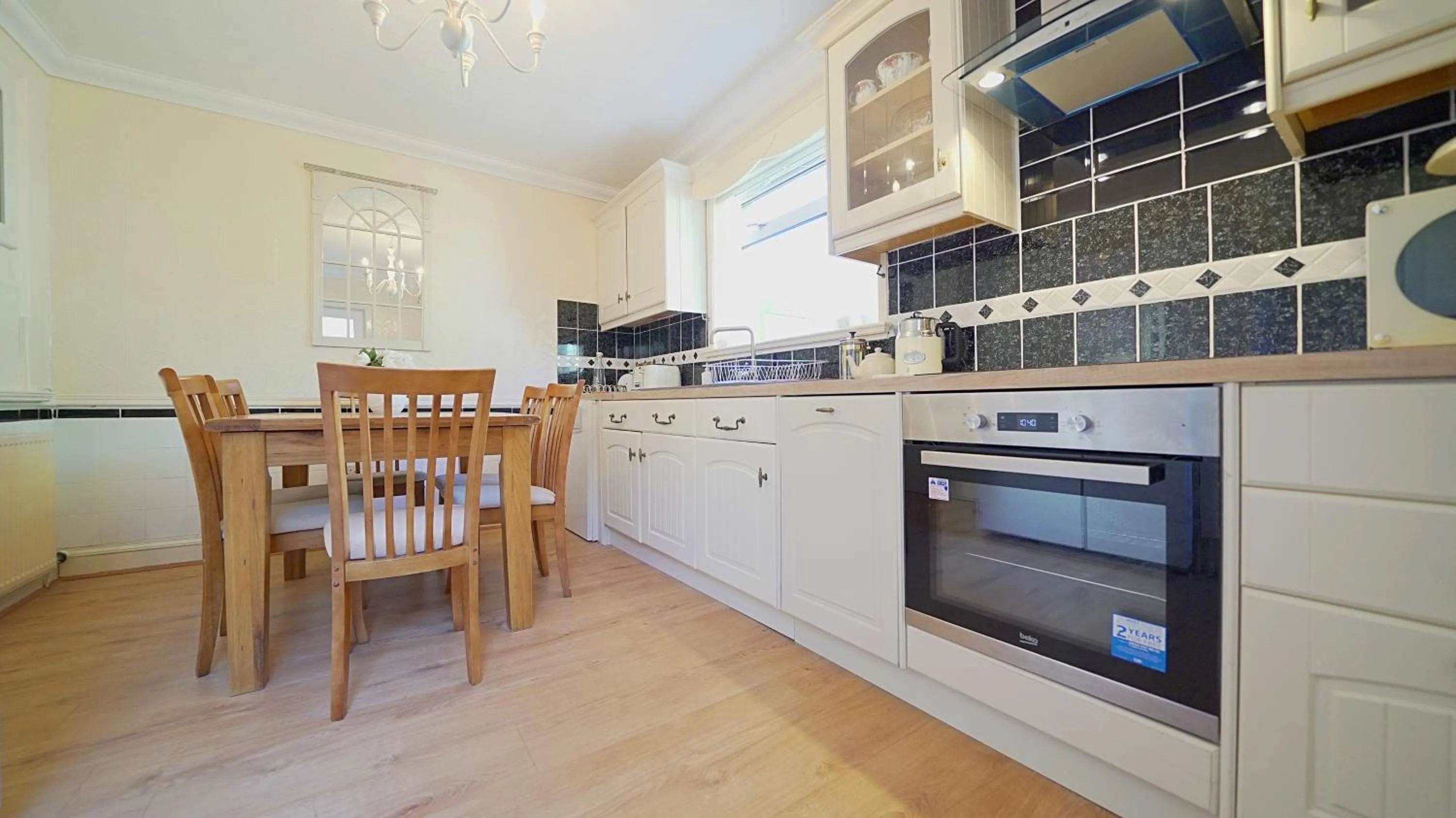 Kitchen or kitchenette in The Old Tramhouse Self Catering Apartments