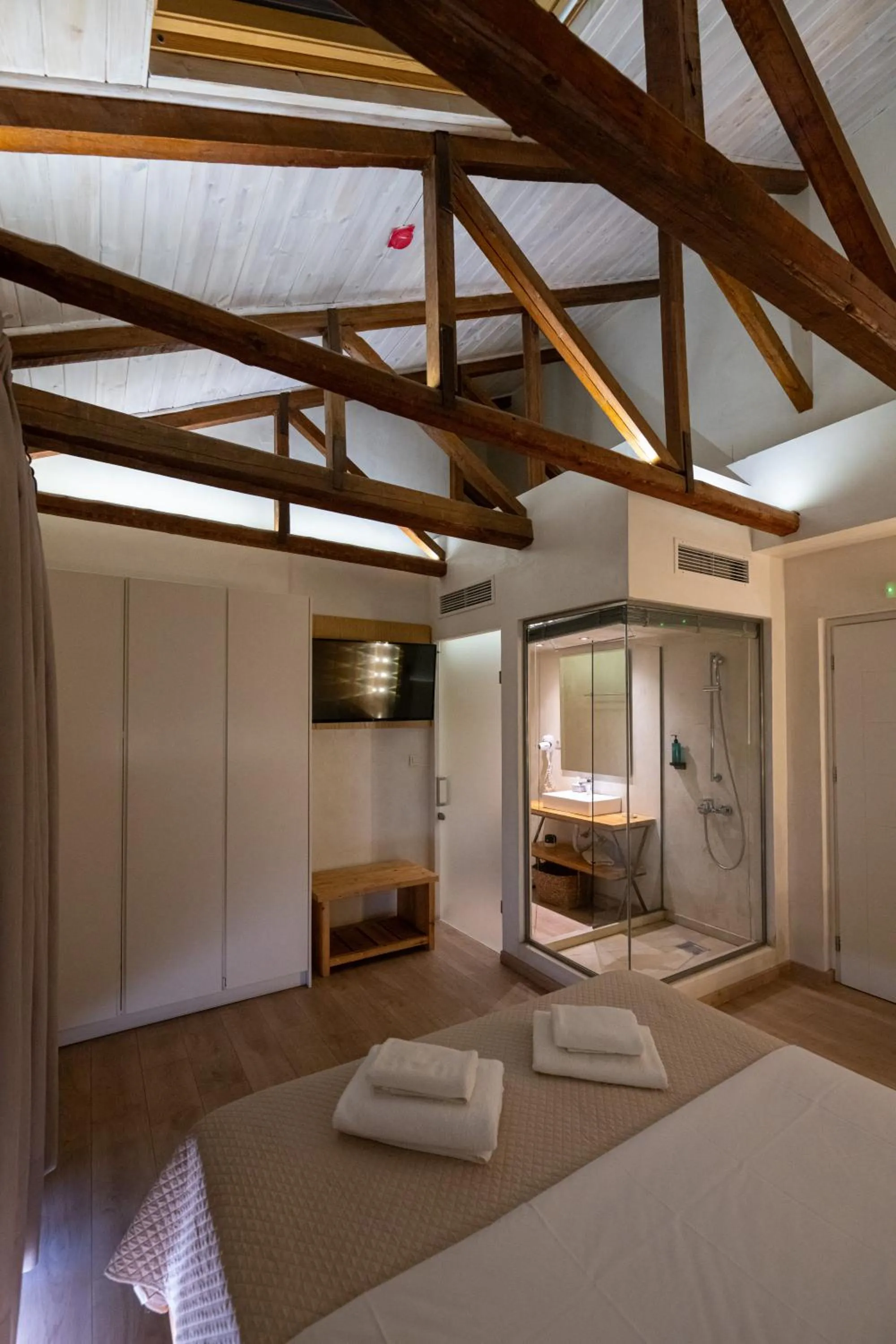 Photo of the whole room, Bed in Panellinion Luxury Rooms