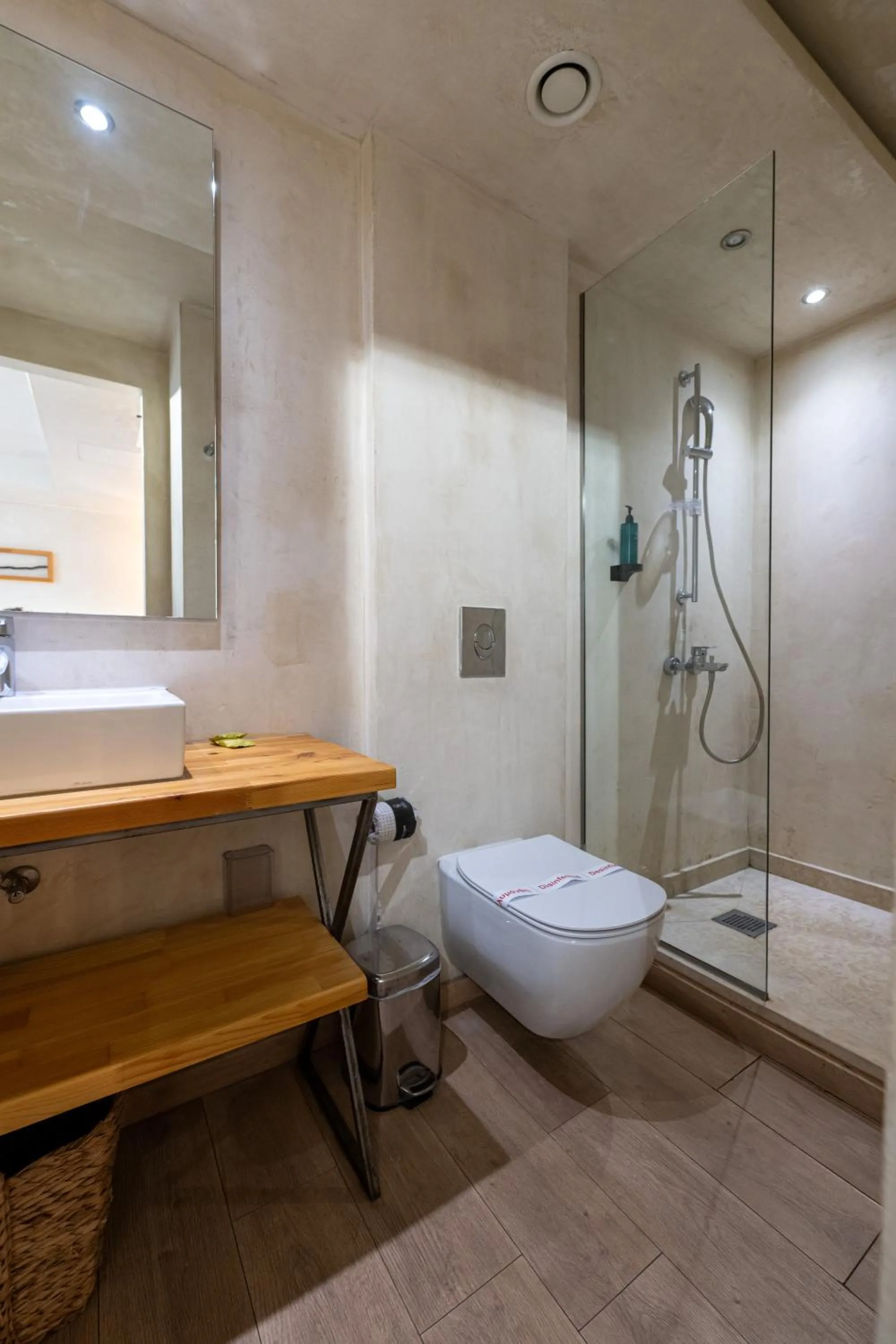 Shower in Panellinion Luxury Rooms