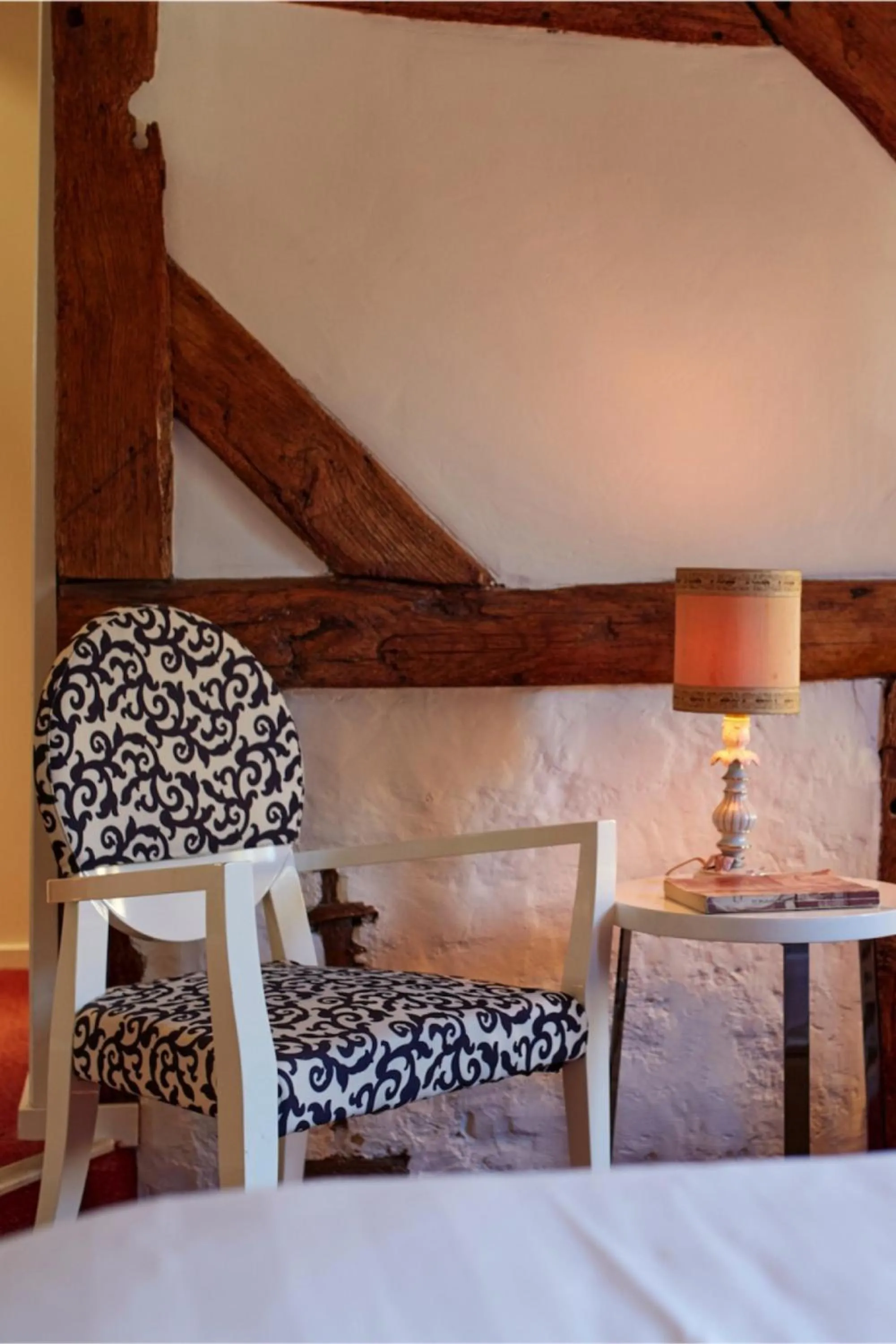 Seating area in Herberg St. Brigida