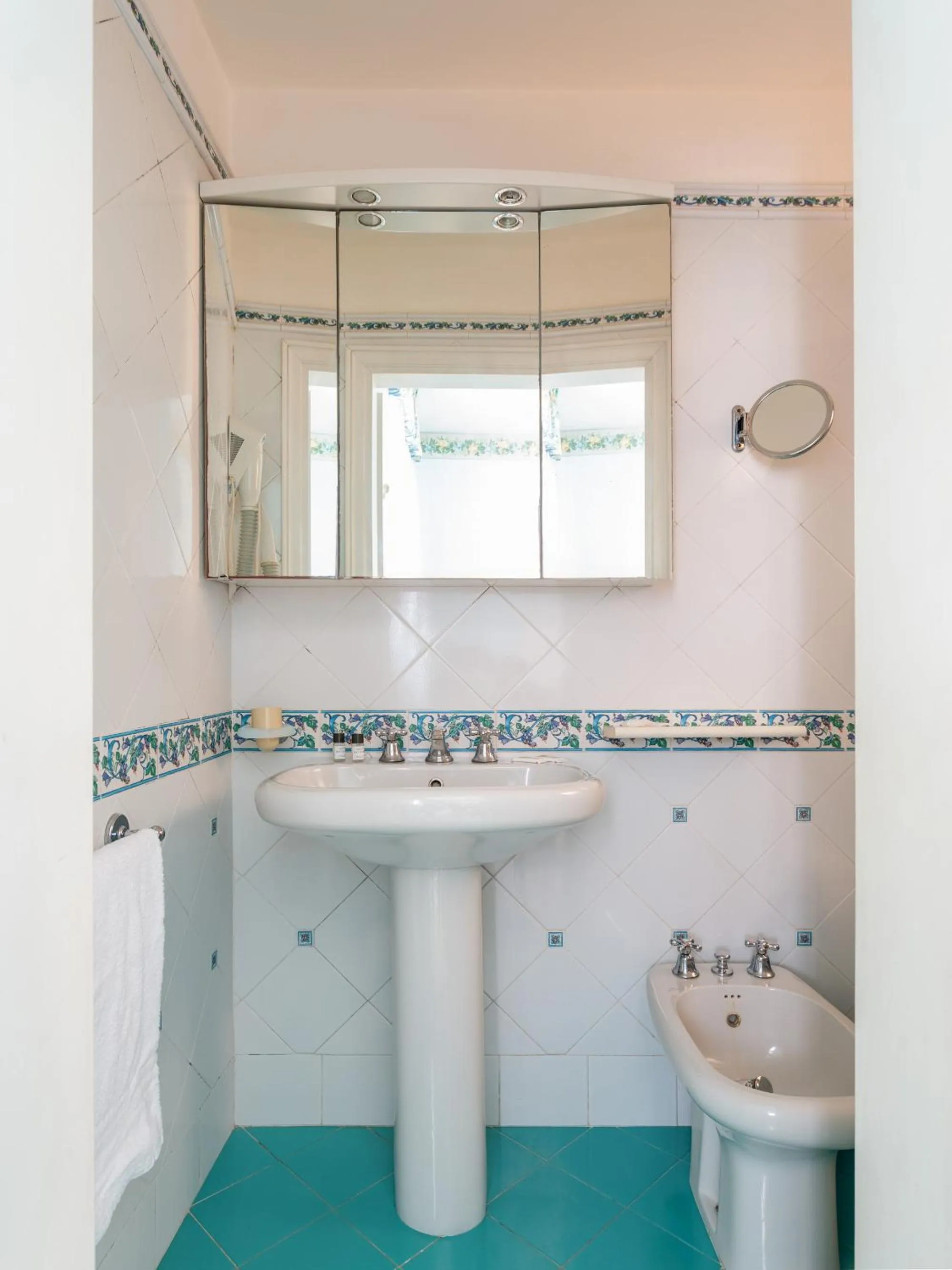 Toilet in Hotel Sonia