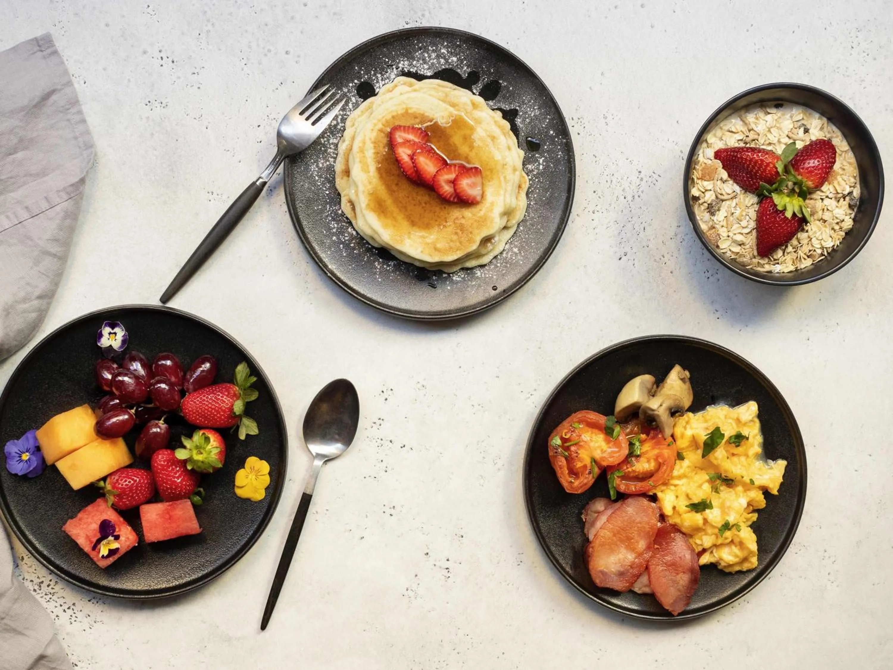 Restaurant/places to eat in ibis Sydney World Square