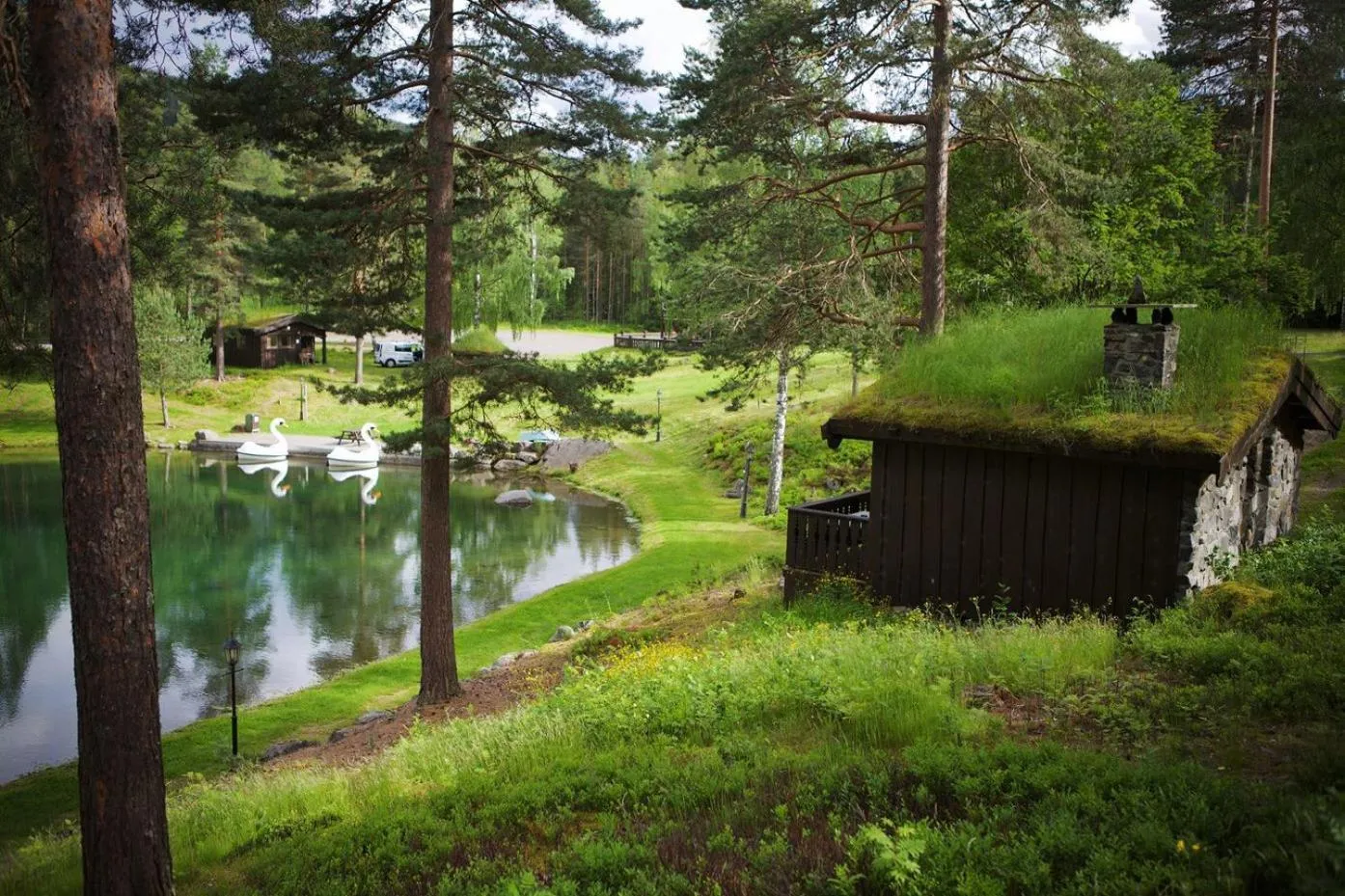 Lake view in Hunderfossen Cottages