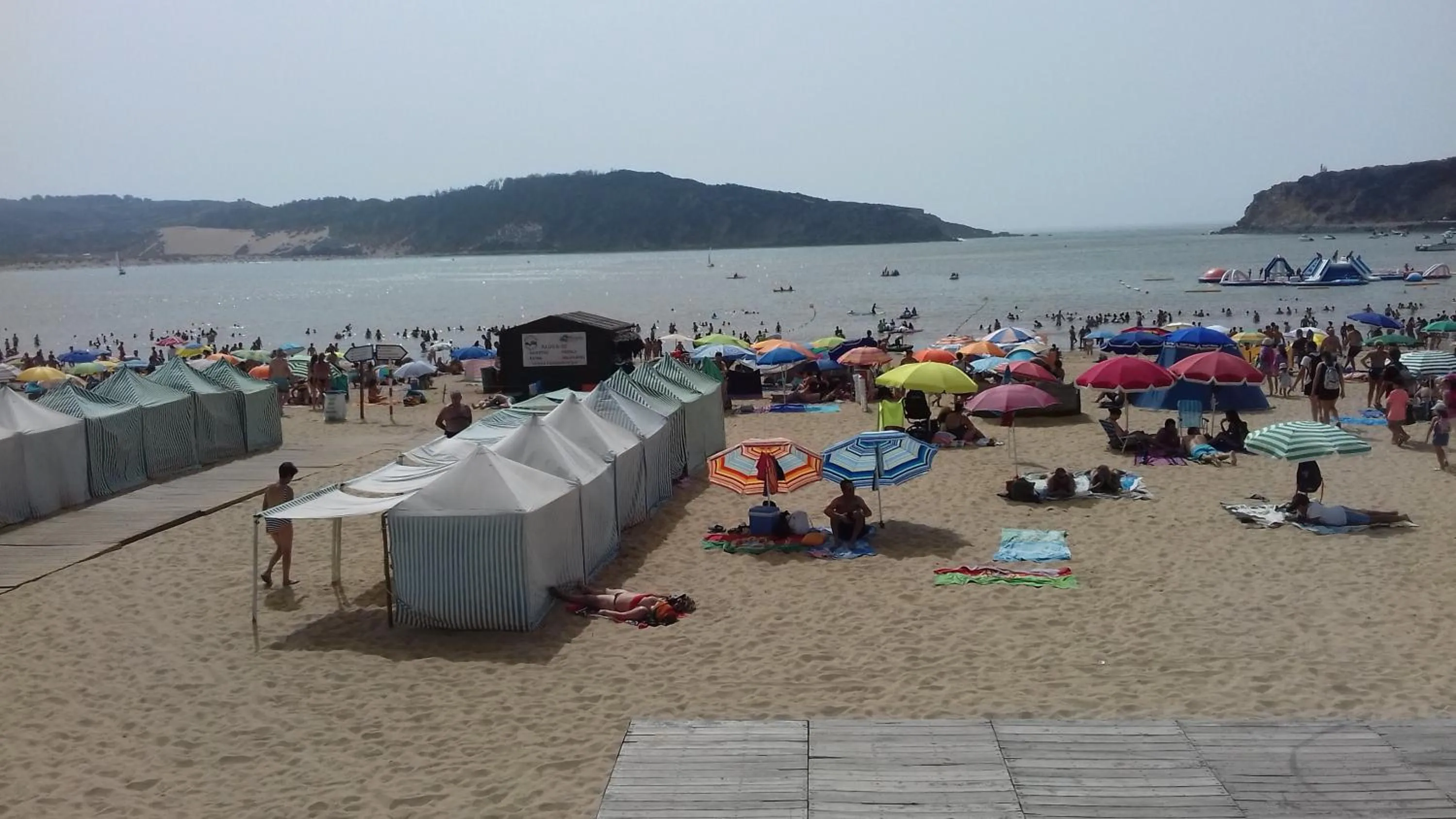 Beach in Hotel Atlântica