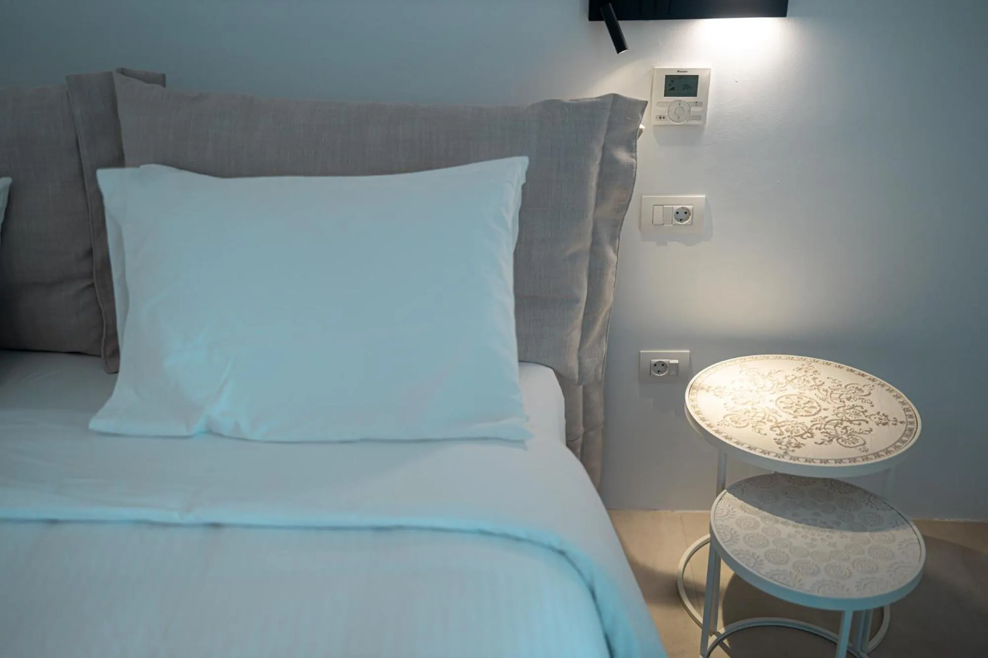 Bed in Ariá Estate Suites & Spa