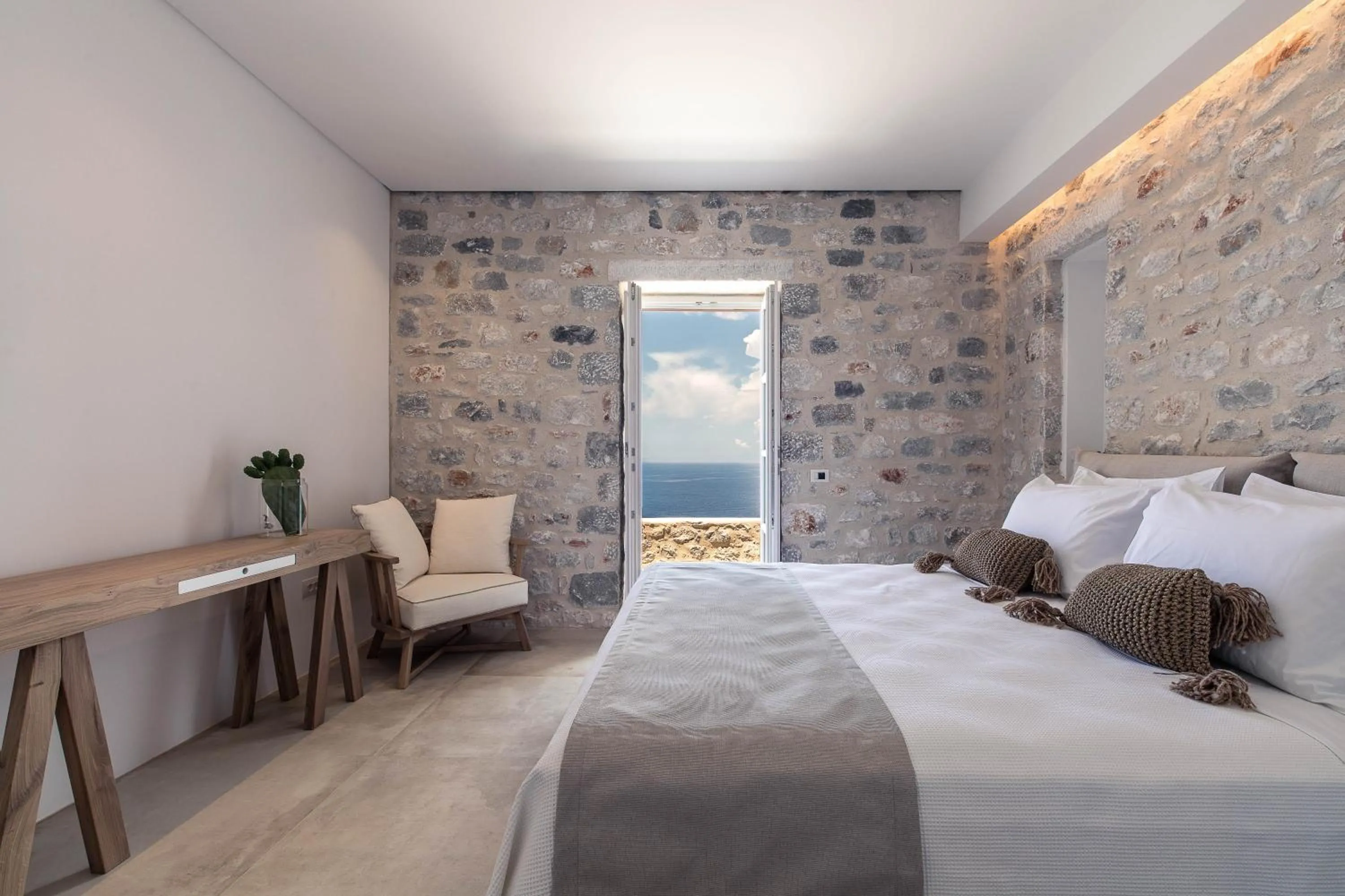 Photo of the whole room, Bed in Ariá Estate Suites & Spa