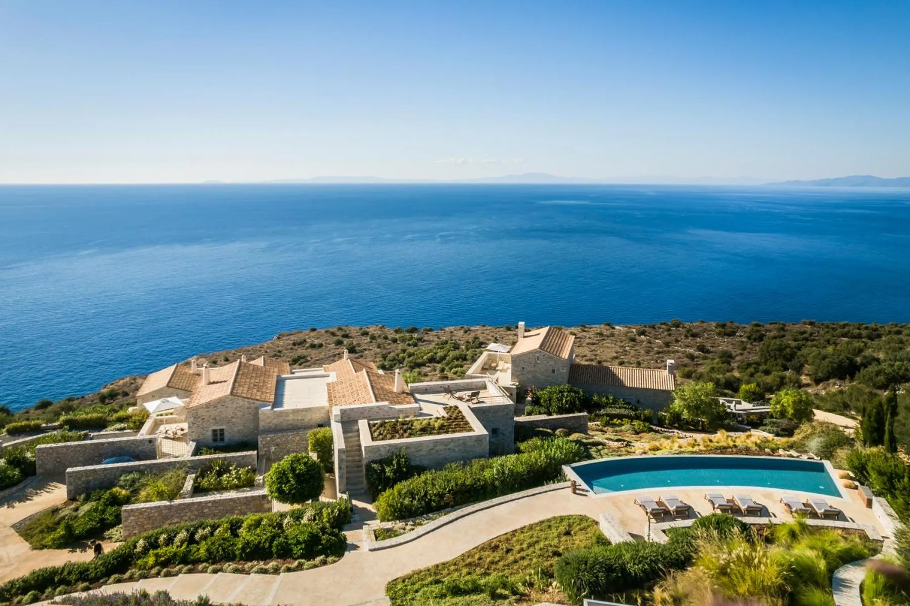 Swimming pool in Ariá Estate Suites & Spa