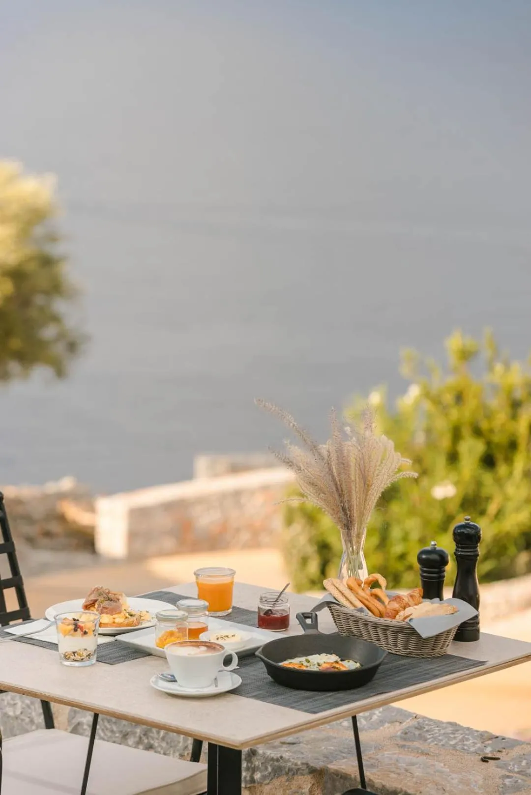 Breakfast in Ariá Estate Suites & Spa