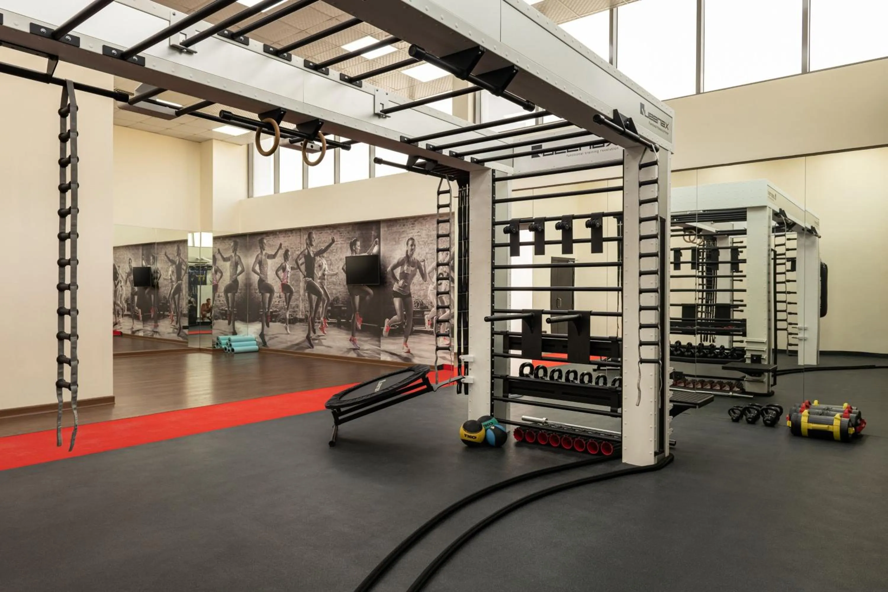 Fitness centre/facilities in Four Points by Sheraton Production City, Dubai