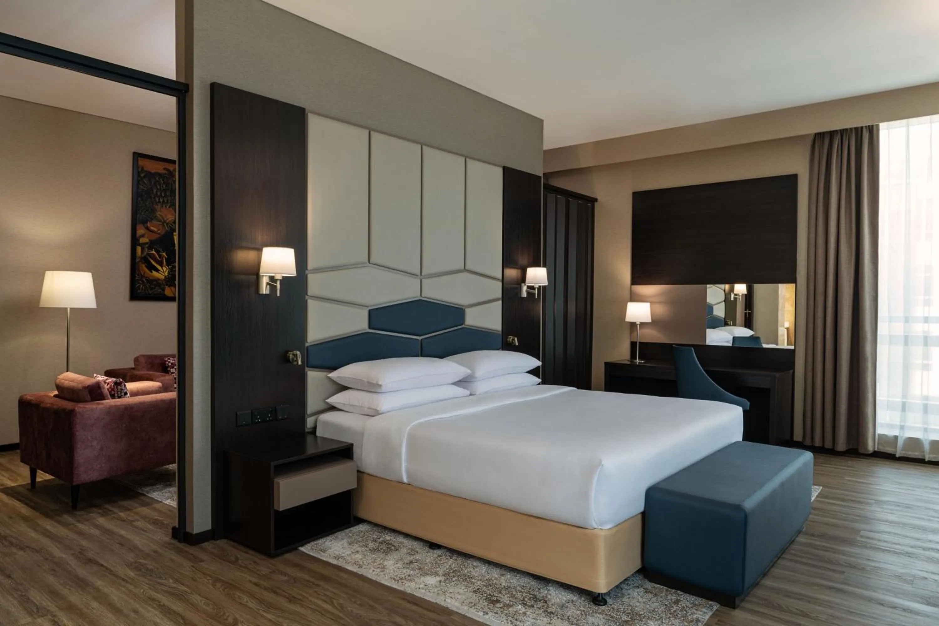 Bedroom, Bed in Four Points by Sheraton Production City, Dubai