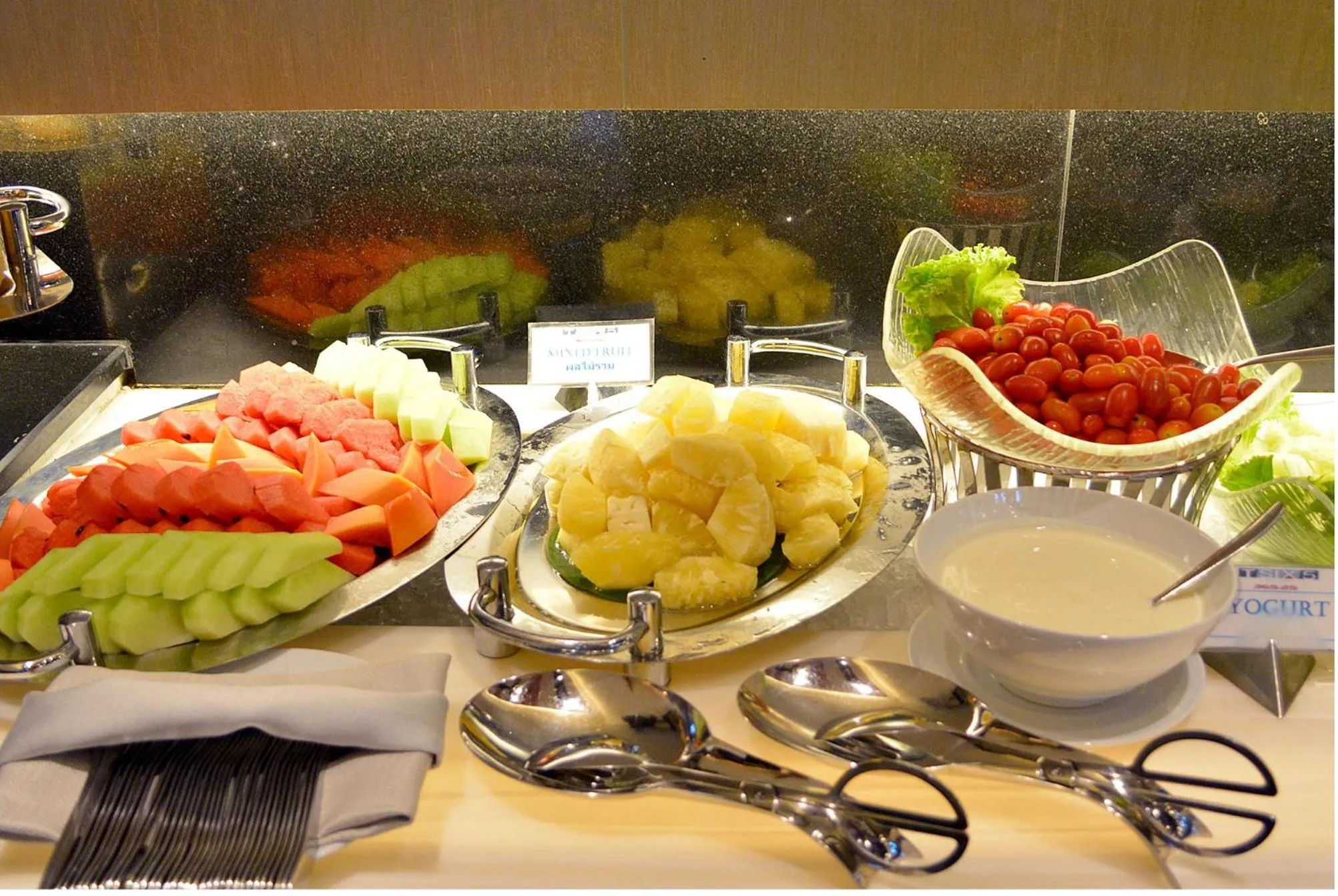 Breakfast in TSix5 Quarter