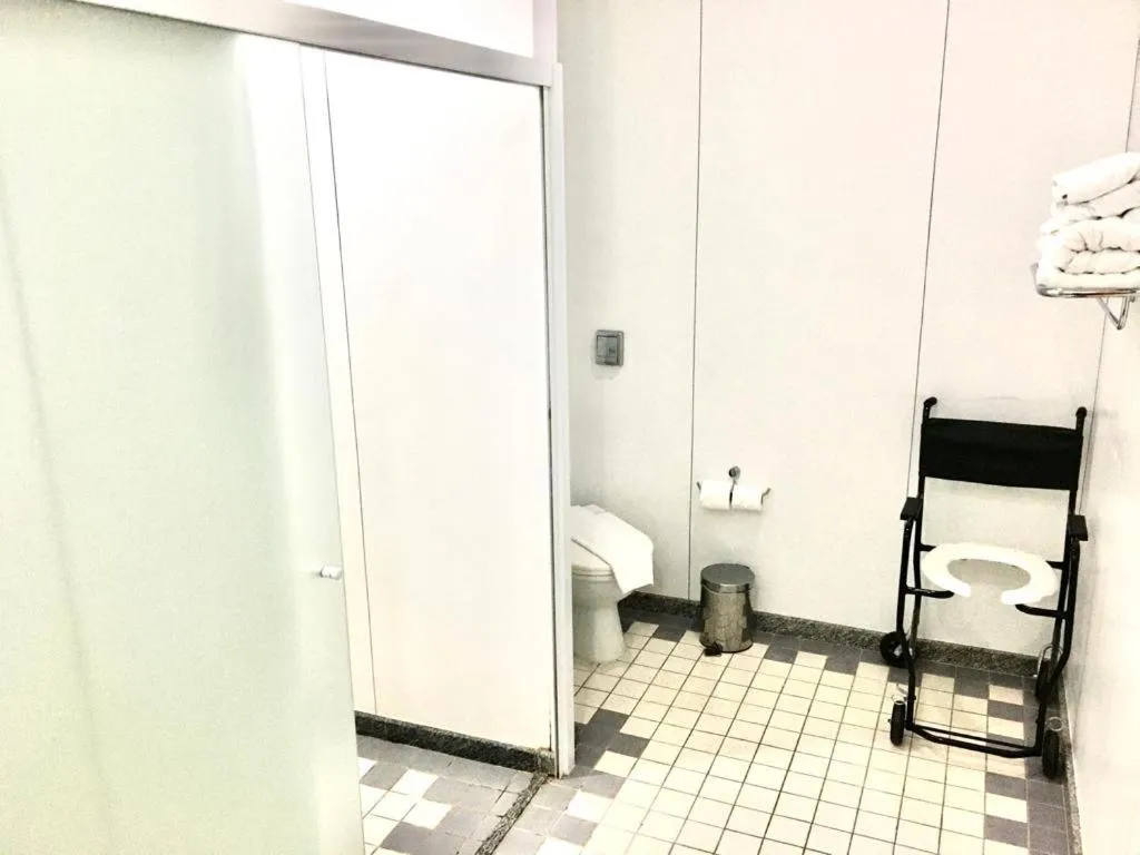 Toilet in Premier Parc Hotel