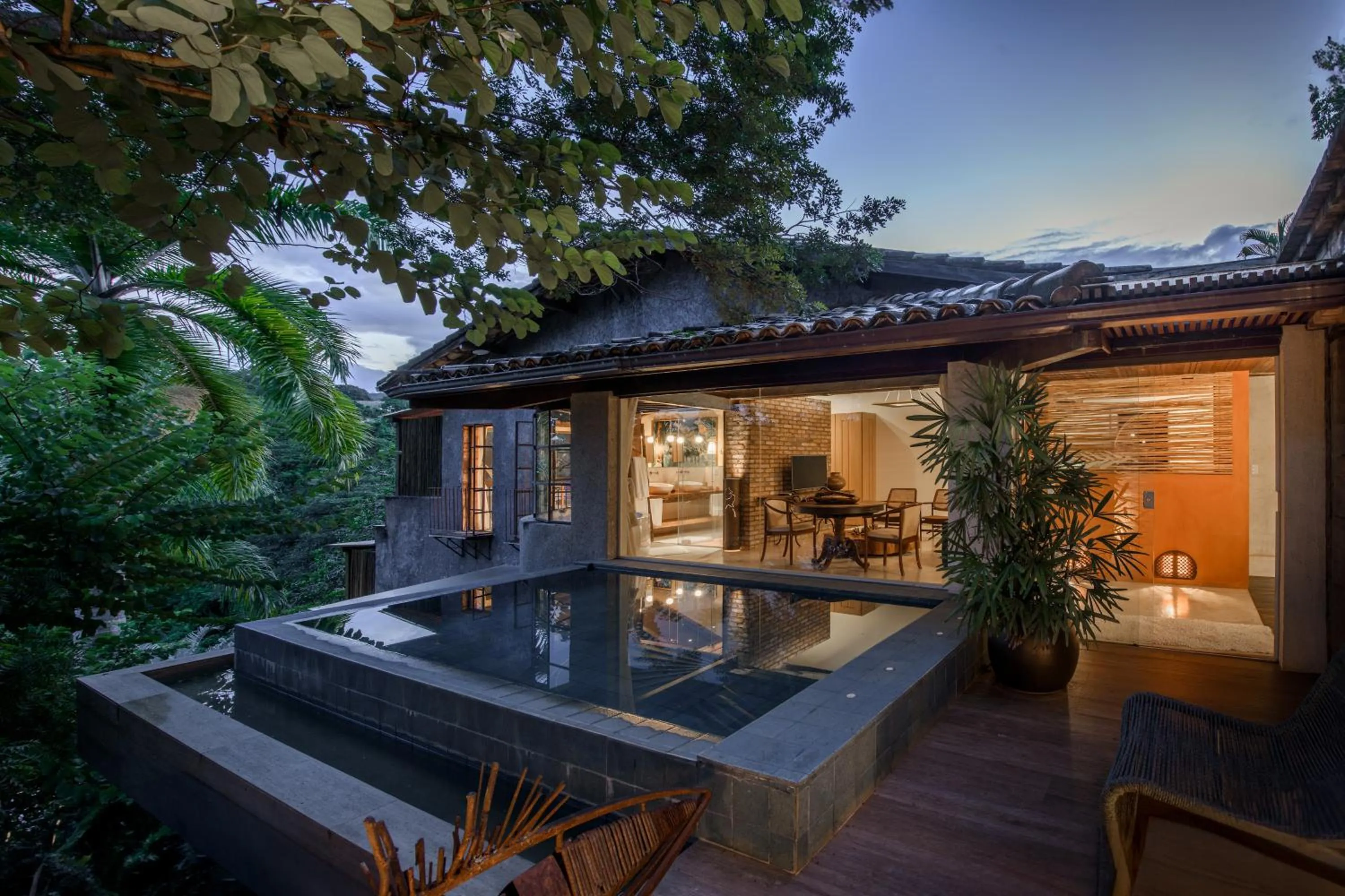 Swimming pool in Hotel Canto das Águas - Roteiro de Charme