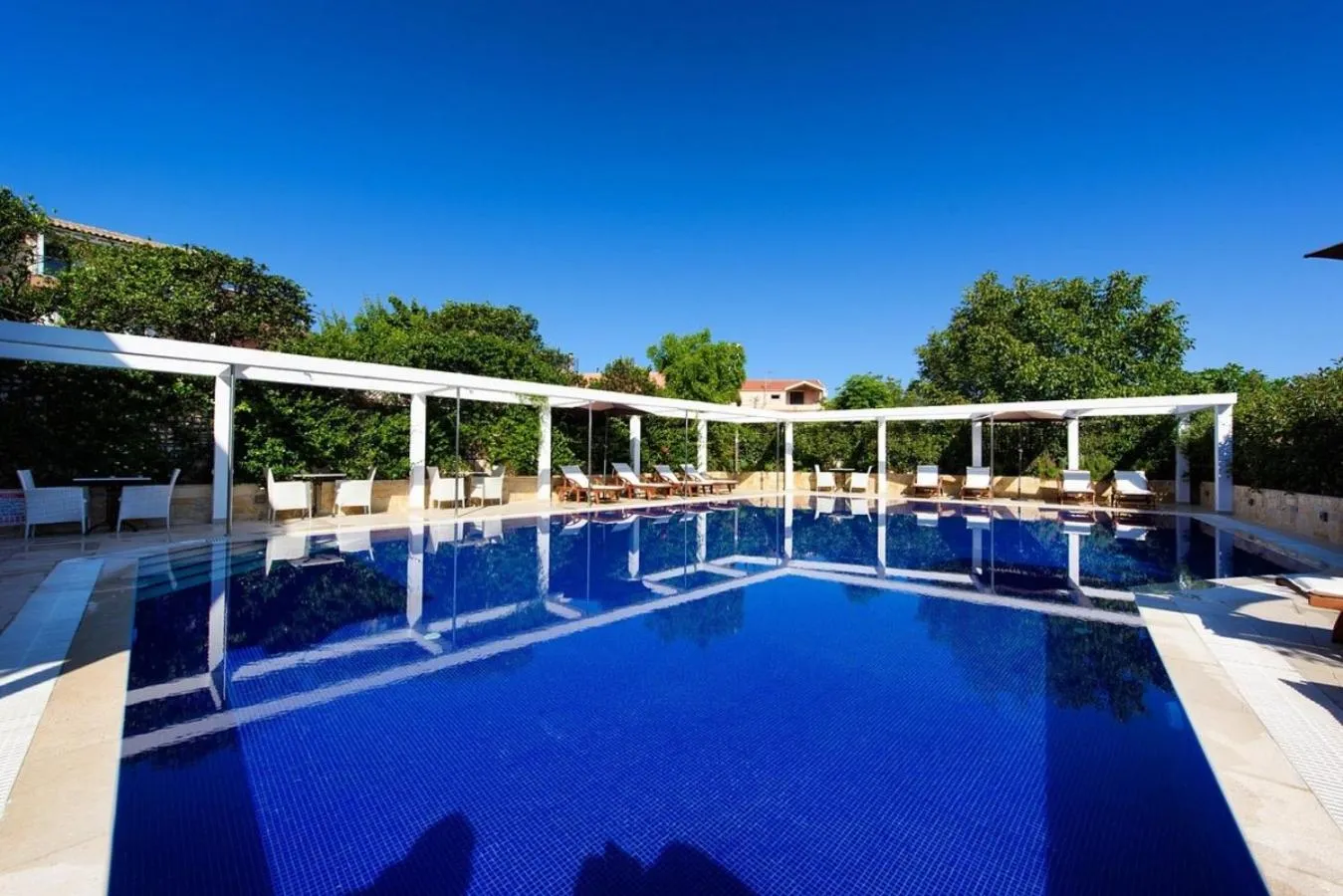 Swimming pool in Angelo Del'Arte Estate