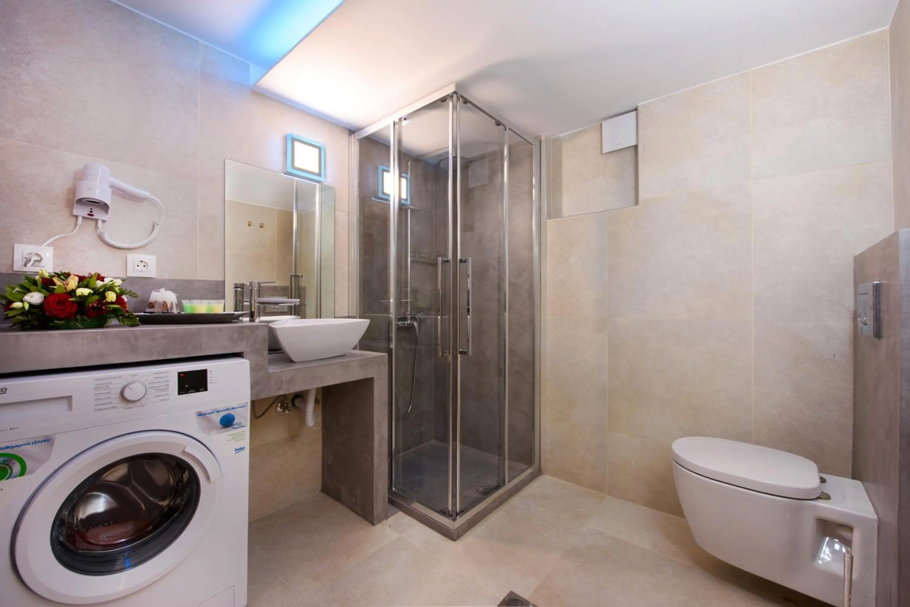 Shower in Angelo Del'Arte Estate